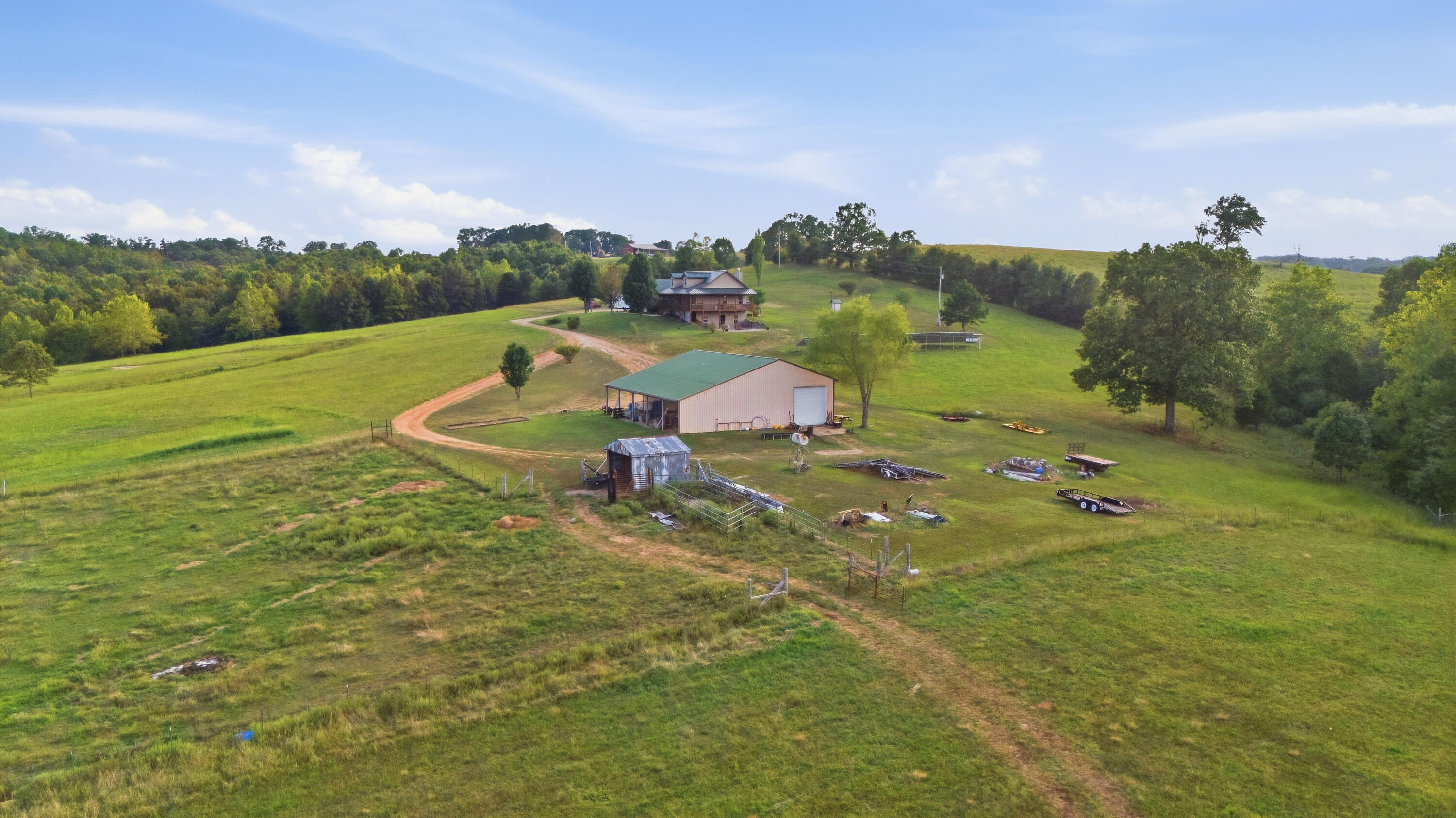 977 South Highway 137 Property Photo 84