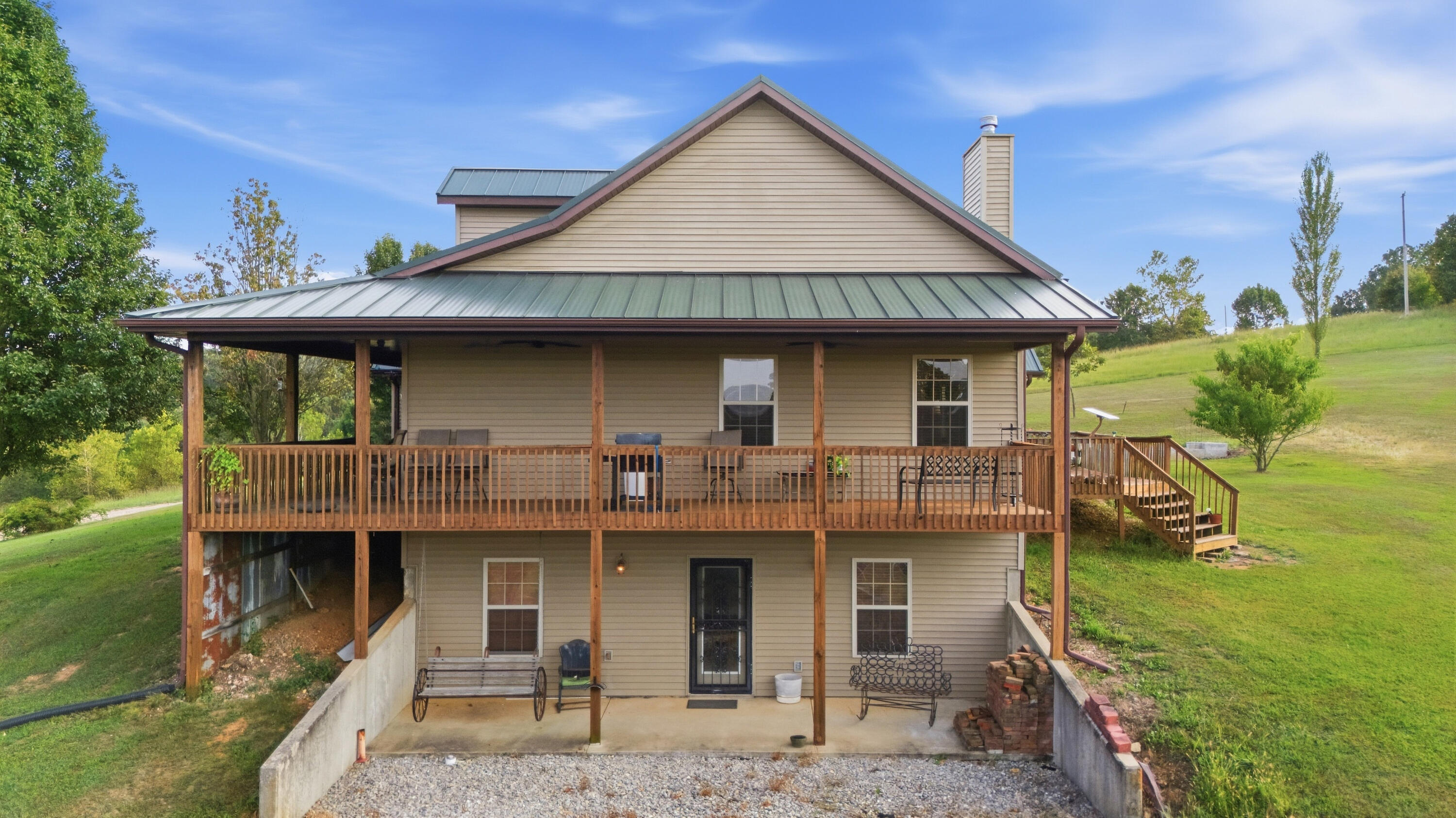 977 South Highway 137 Property Photo 86