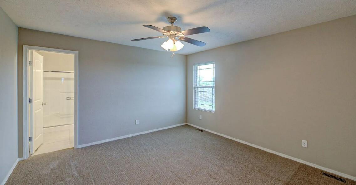 1702 North Hoover Drive Property Photo 6