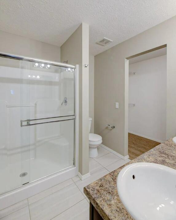 1702 North Hoover Drive Property Photo 9