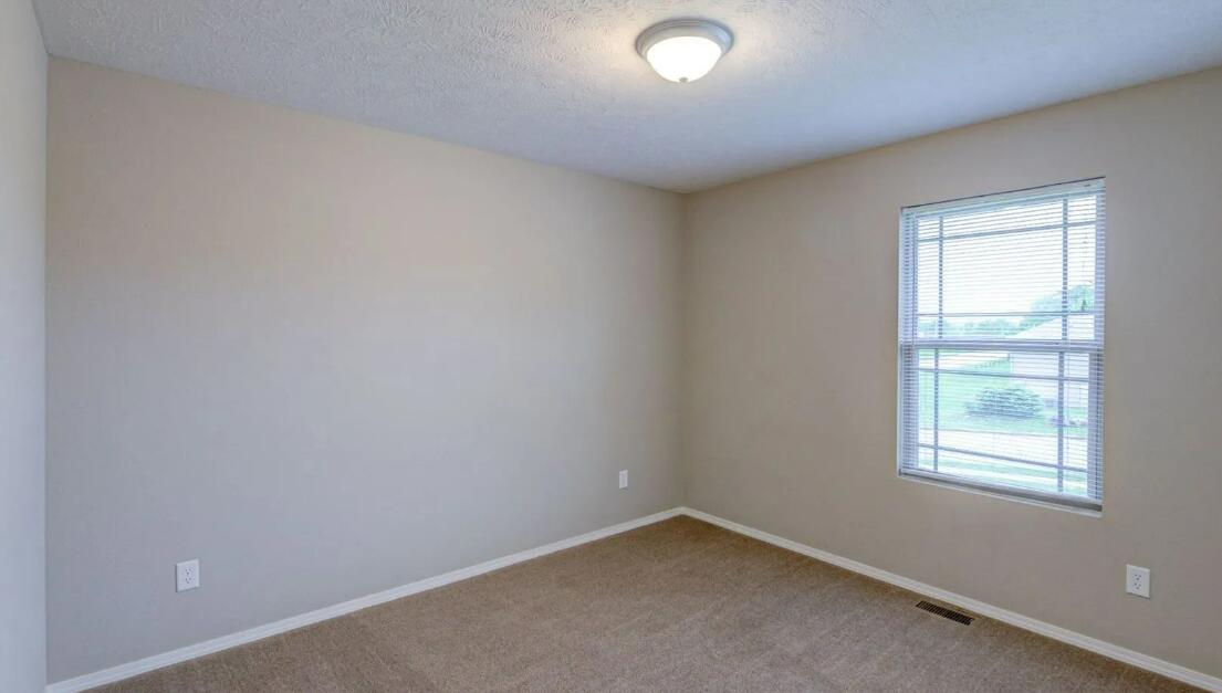 1702 North Hoover Drive Property Photo 14