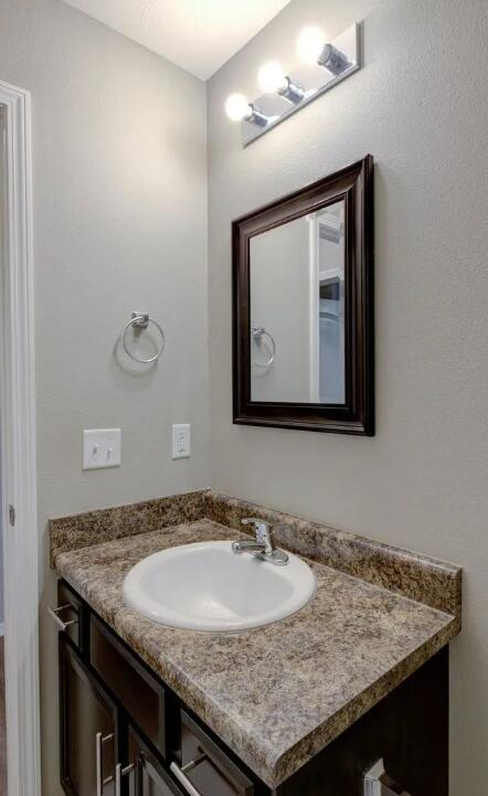 1702 North Hoover Drive Property Photo 17