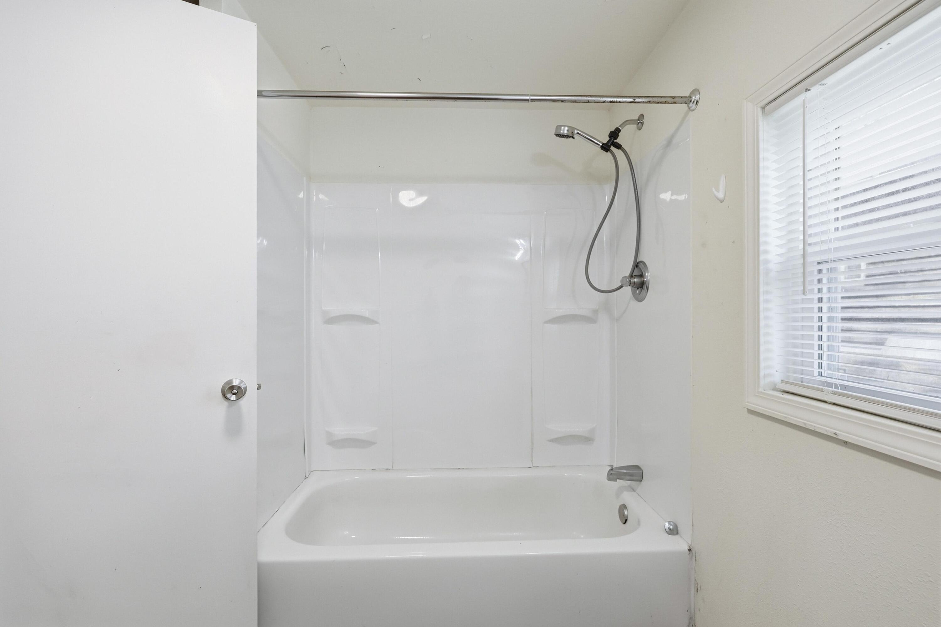 220 North Ohio Avenue Property Photo 23
