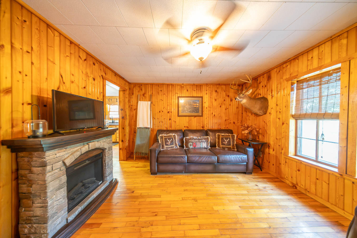 190 Wattle Trail Property Photo 3