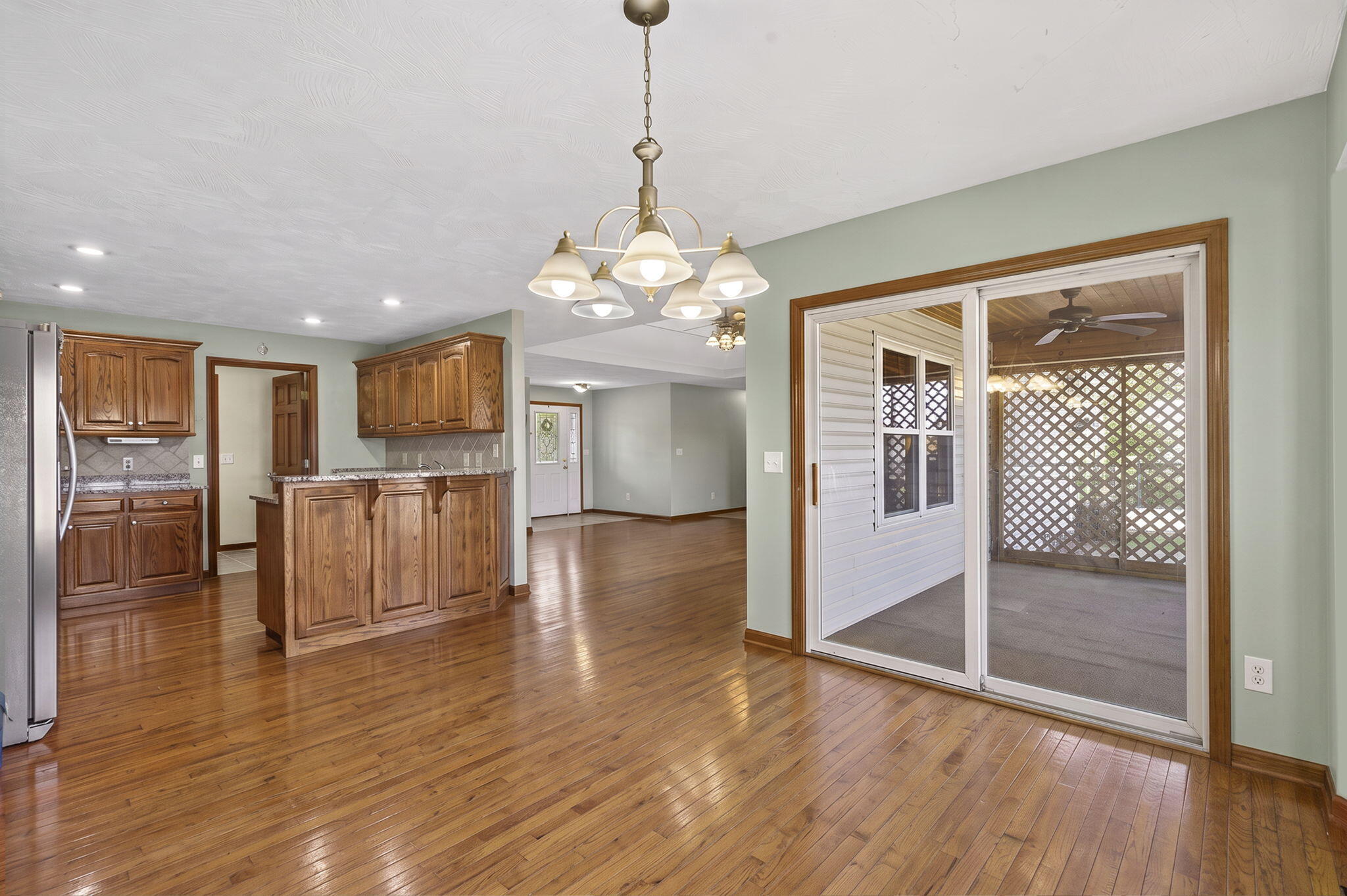 327 Alice Place Property Photo 12