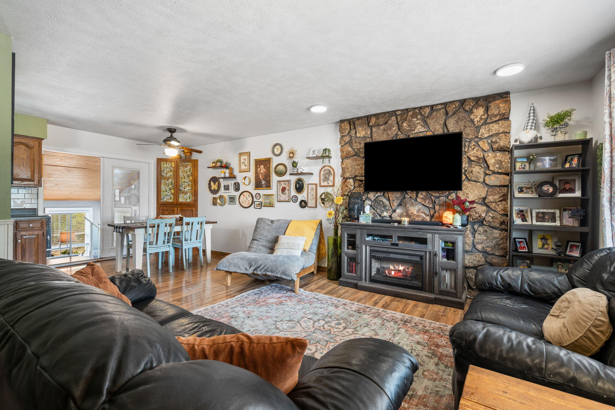 352 Cedar Park Road Property Photo 4