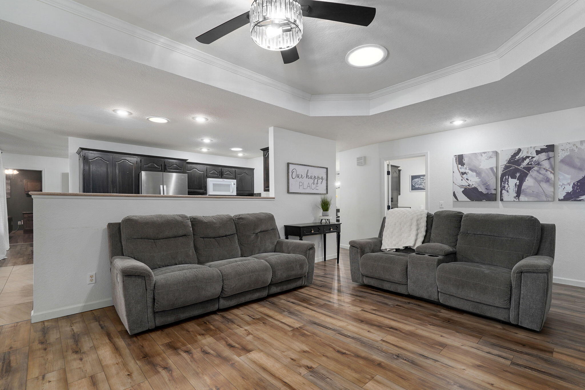 4571 South Park Avenue Property Photo 18