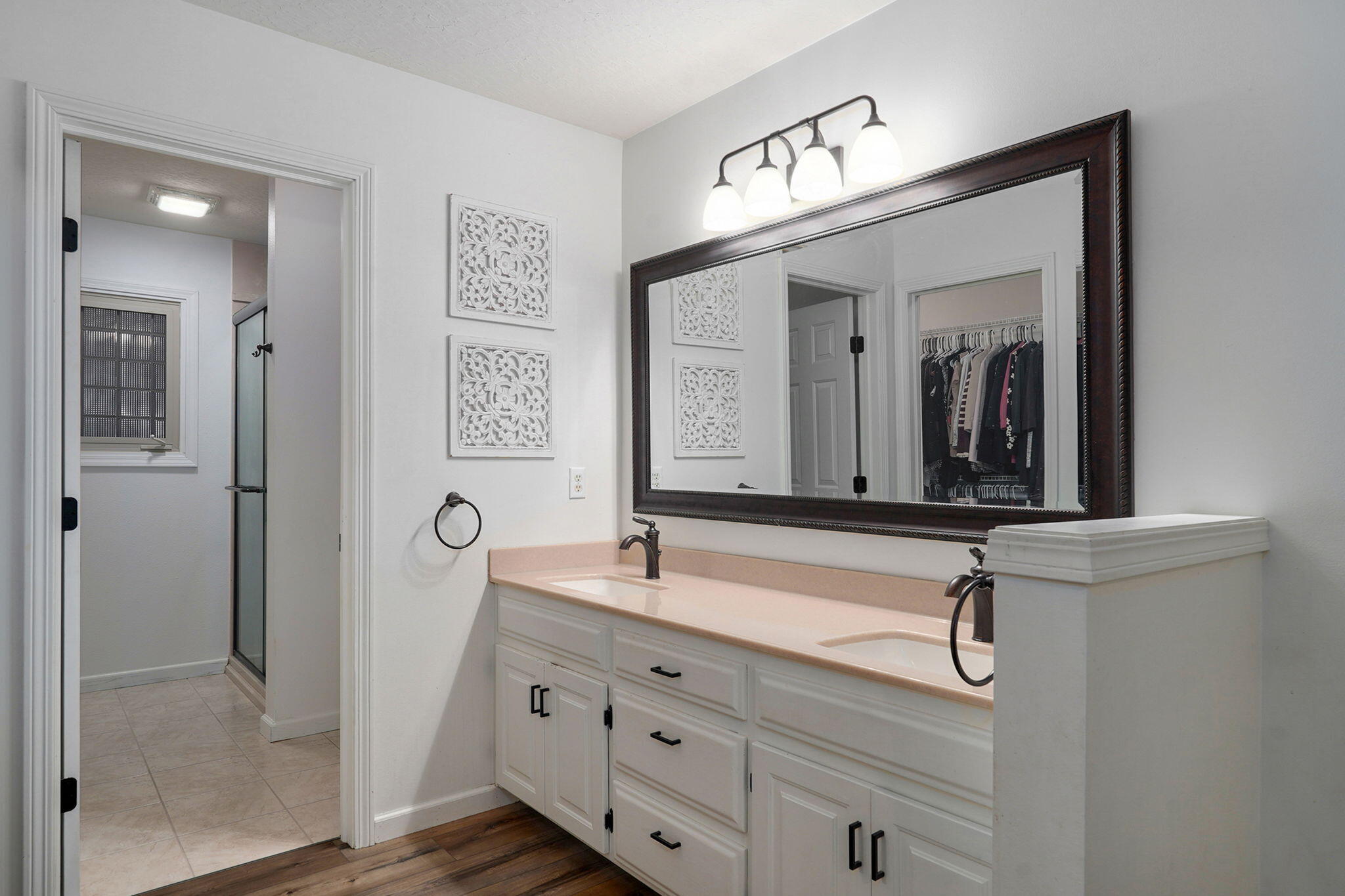 4571 South Park Avenue Property Photo 22