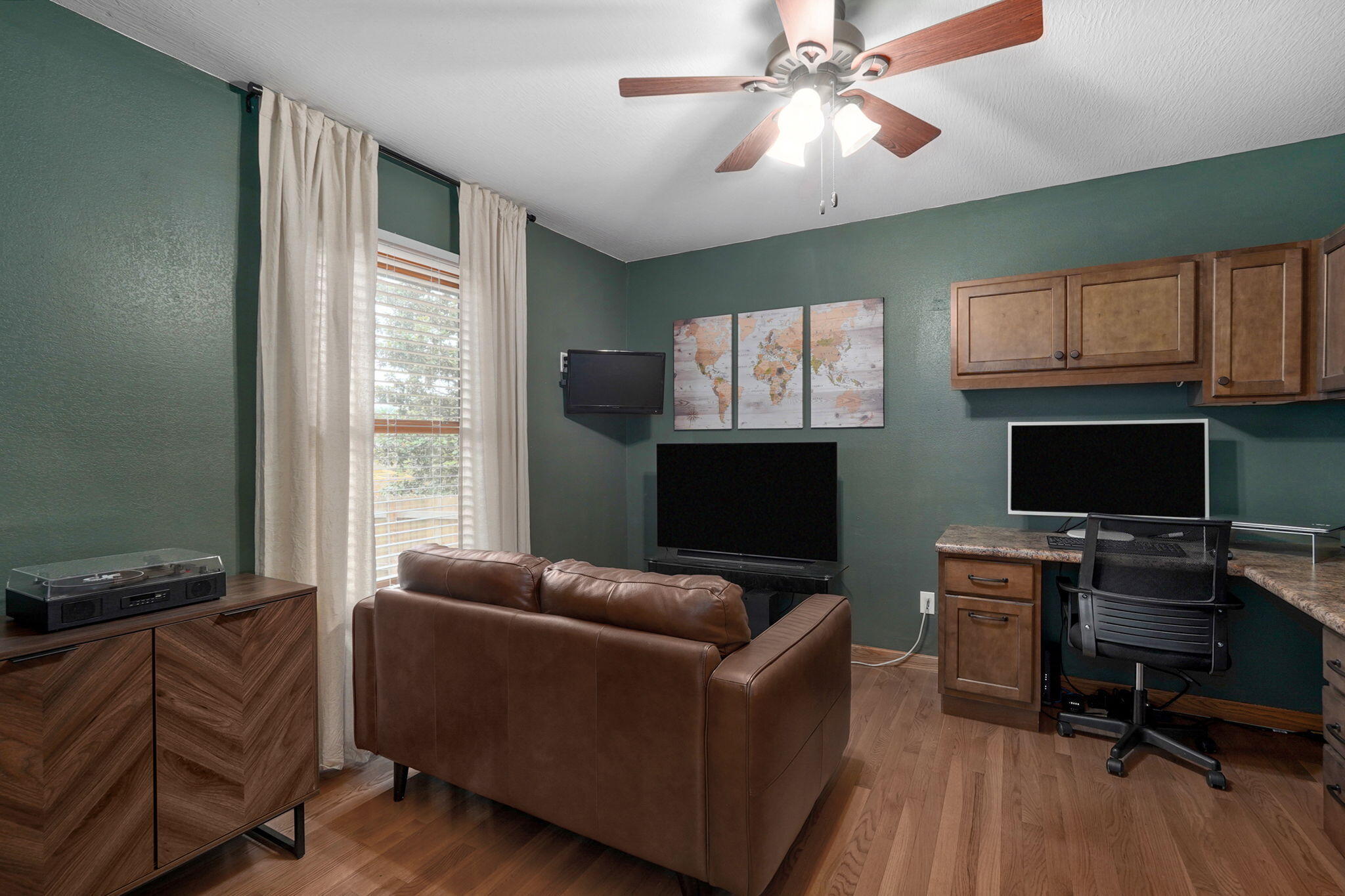 4571 South Park Avenue Property Photo 27