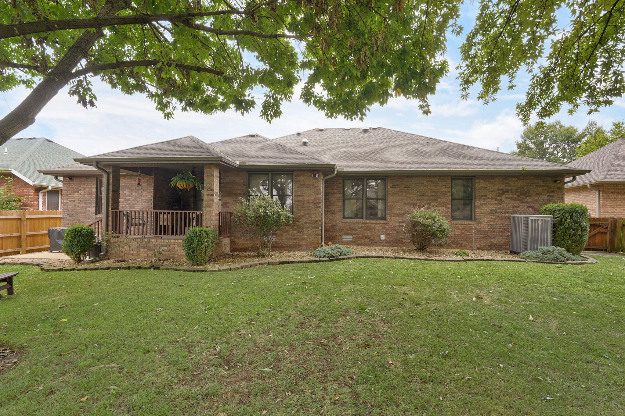 4571 South Park Avenue Property Photo 36