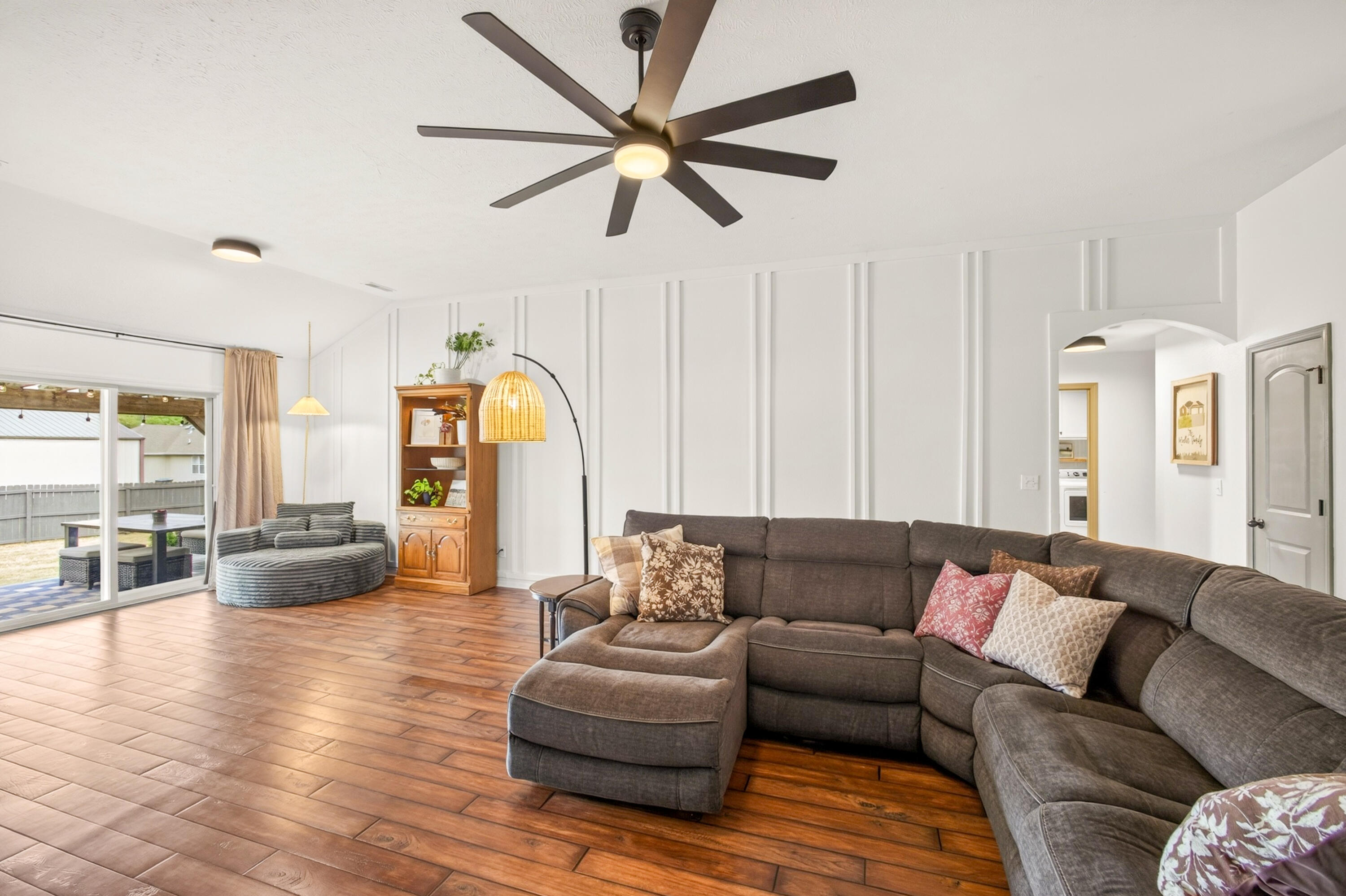 221 Pheasant Property Photo 9