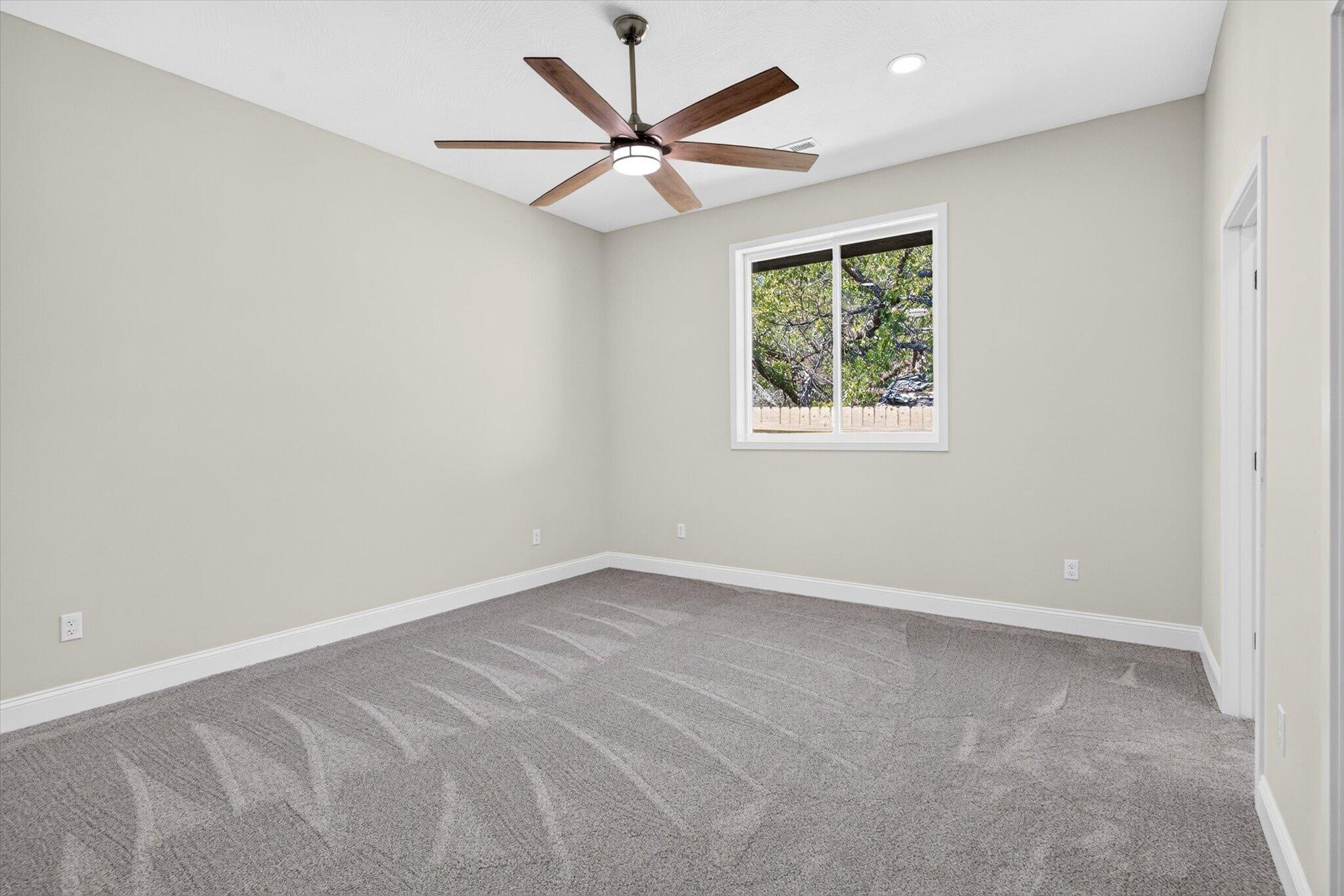 1018 West Jackson Street Property Photo 27