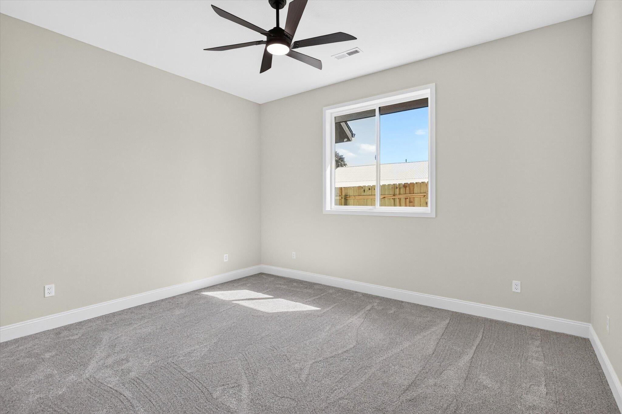 1018 West Jackson Street Property Photo 32