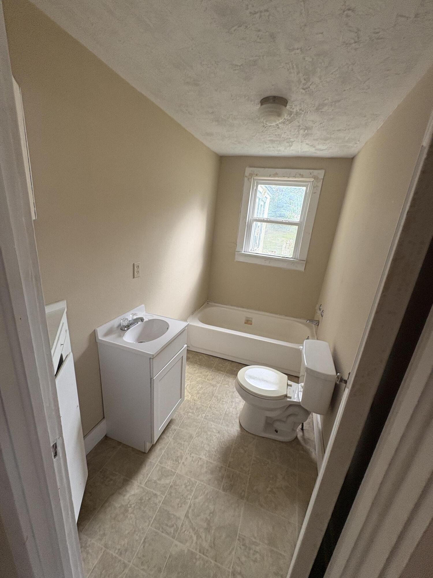 608 Ozark Street Property Photo 7