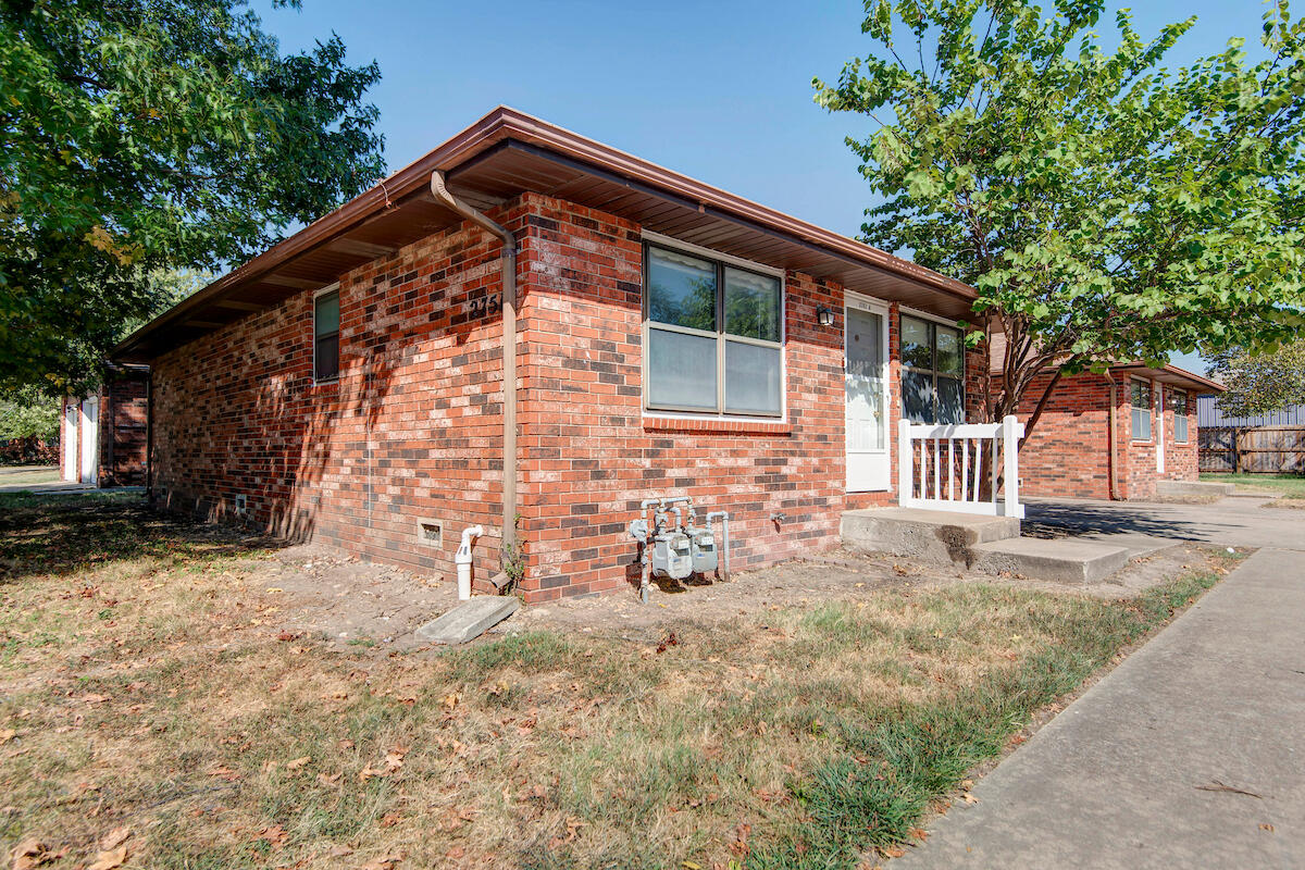 2747 East Mcdaniel Street A & B Property Photo 5