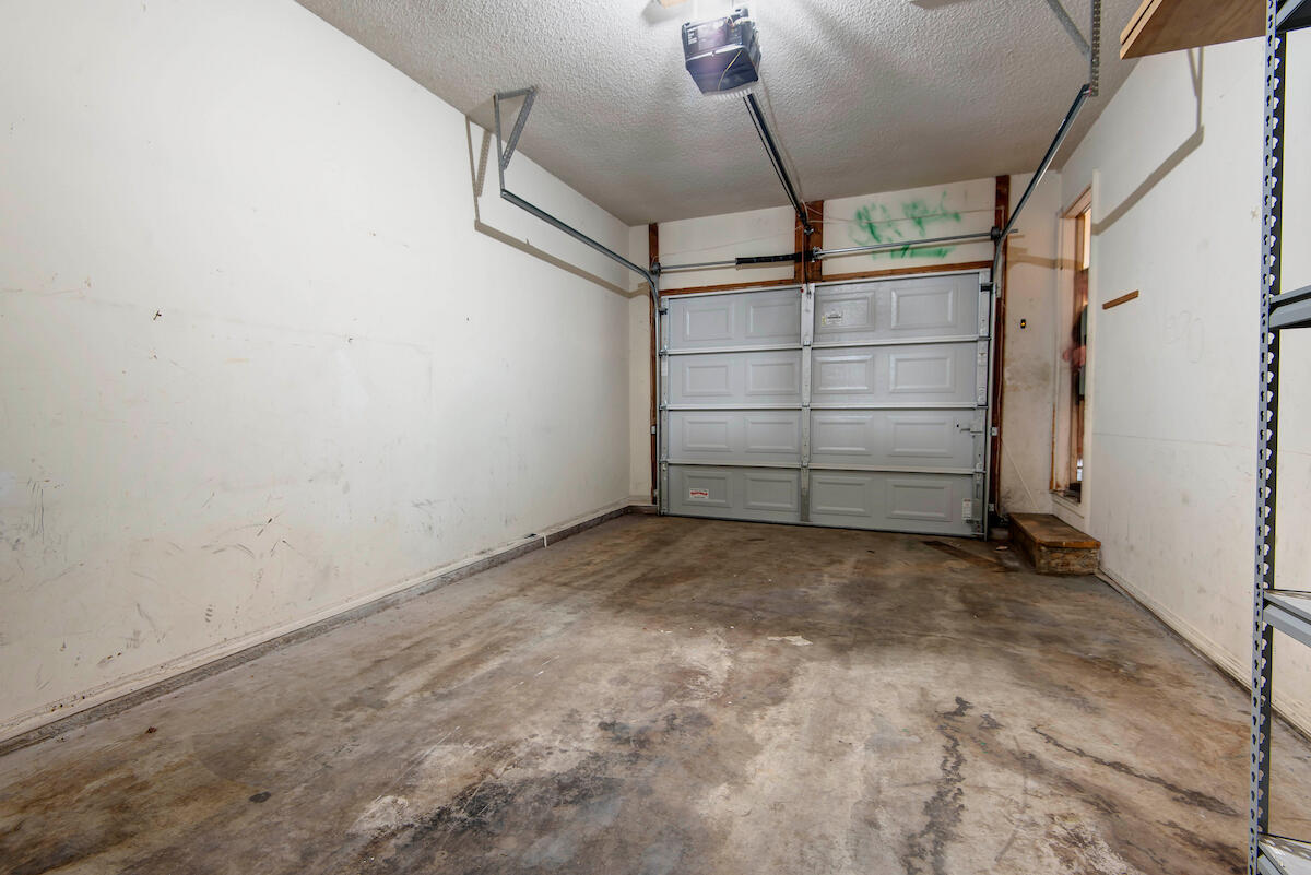 2747 East Mcdaniel Street A & B Property Photo 8