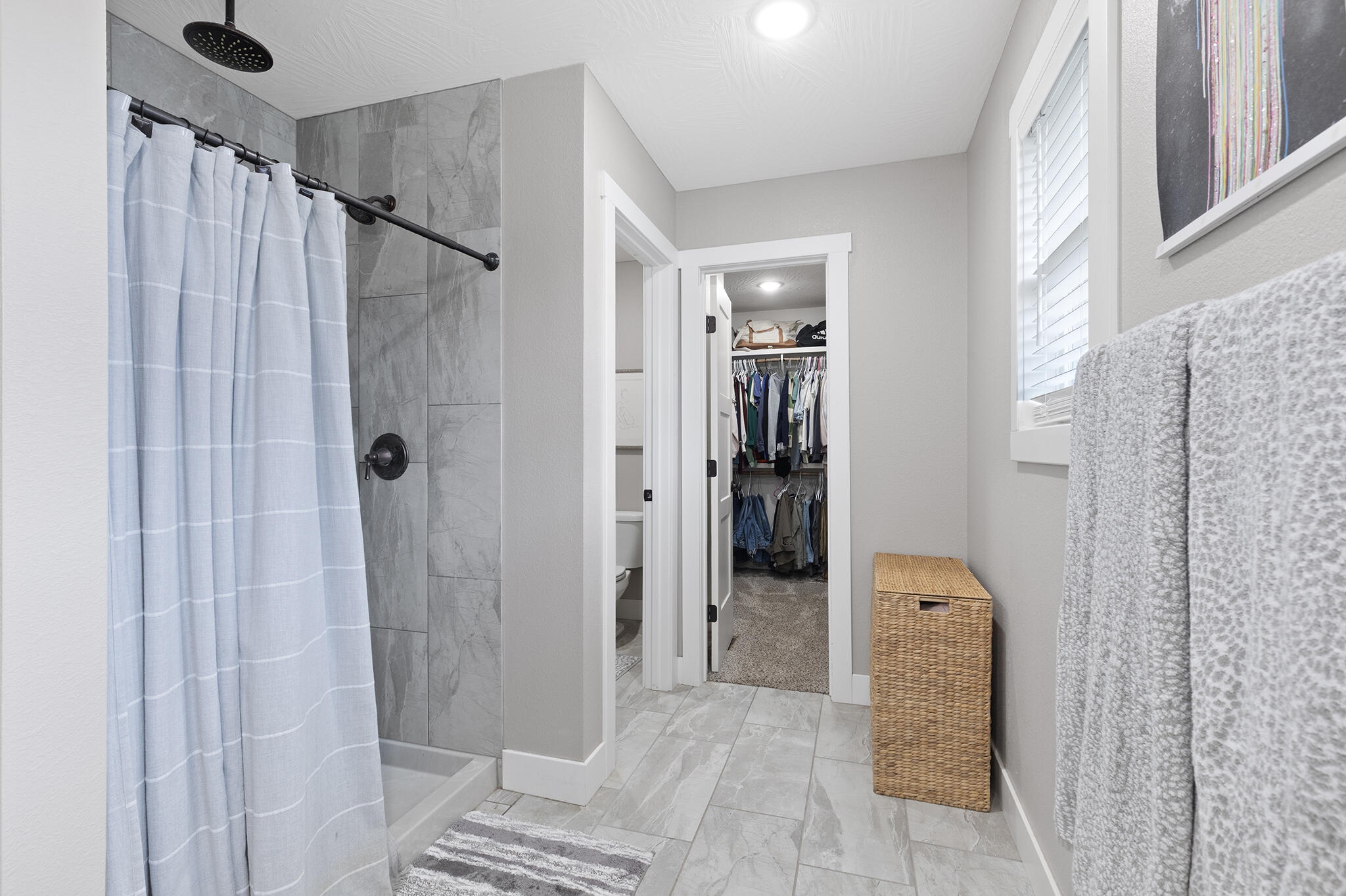 393 East Lombardy Drive Property Photo 15