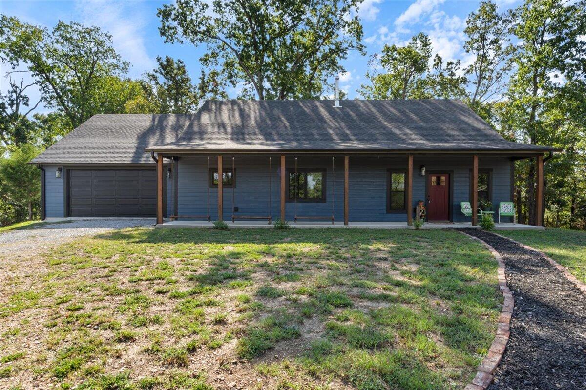 702 South Kings Highway Property Photo 1