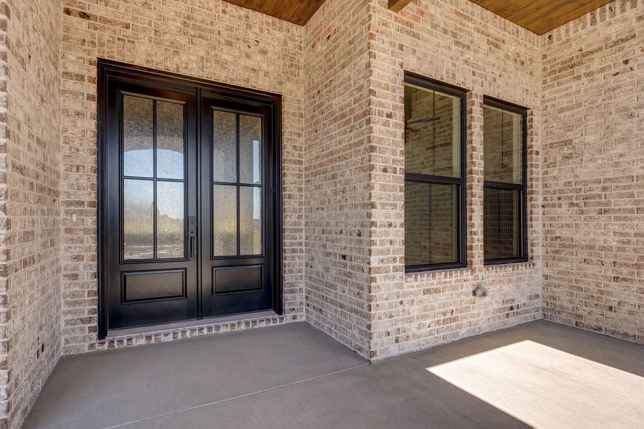 5447 East Wild Horse Drive Property Photo 6