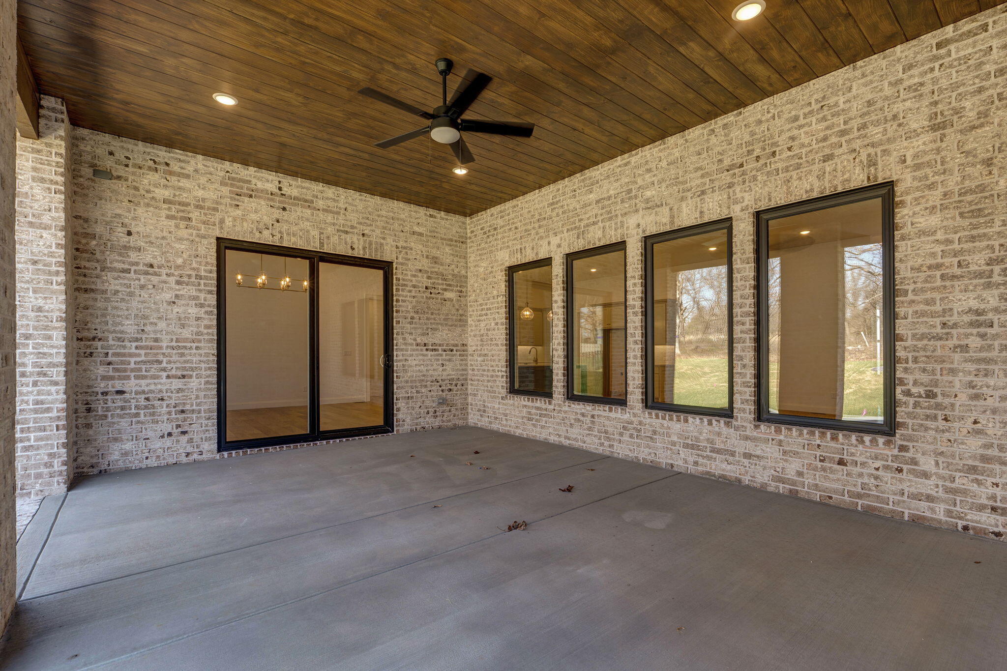 5447 East Wild Horse Drive Property Photo 37