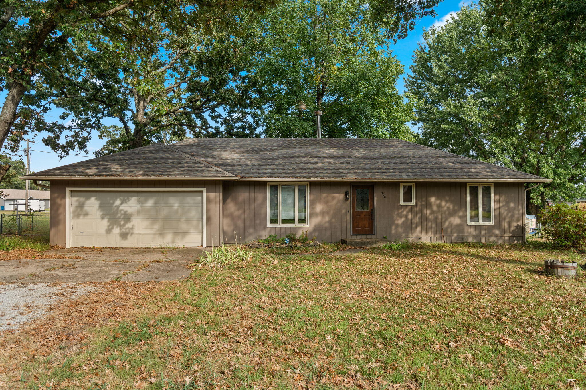 400 North Dogwood Street Property Photo 2