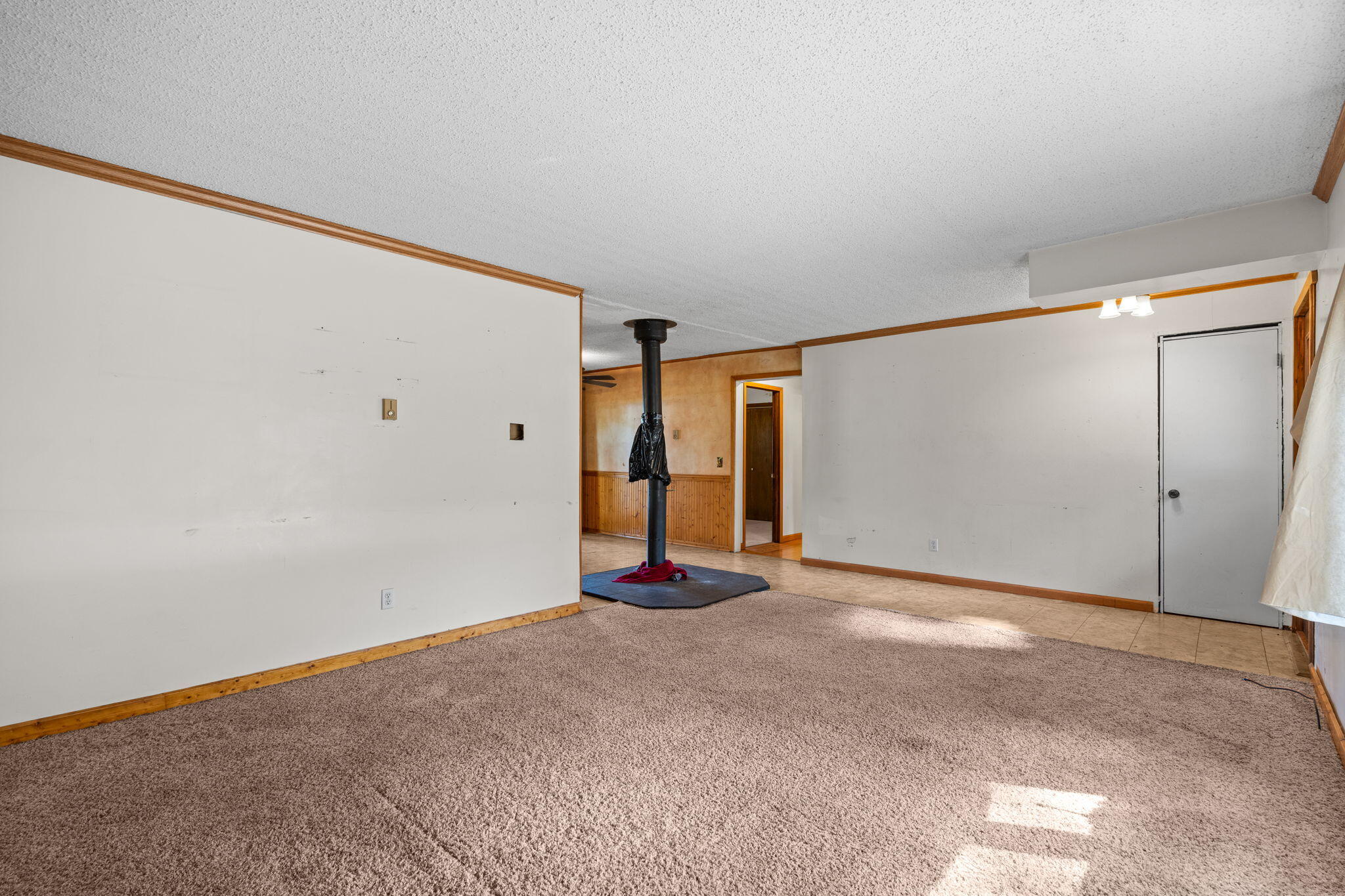 400 North Dogwood Street Property Photo 5