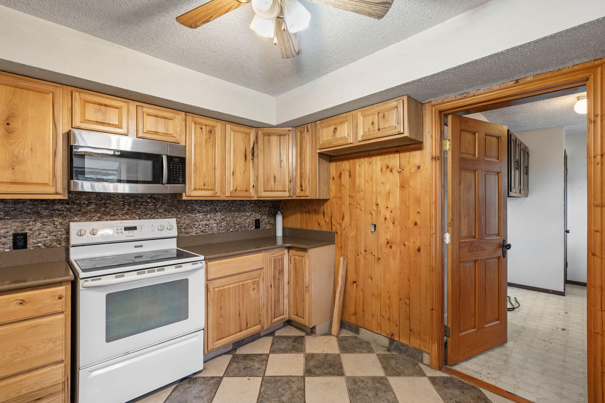 400 North Dogwood Street Property Photo 10