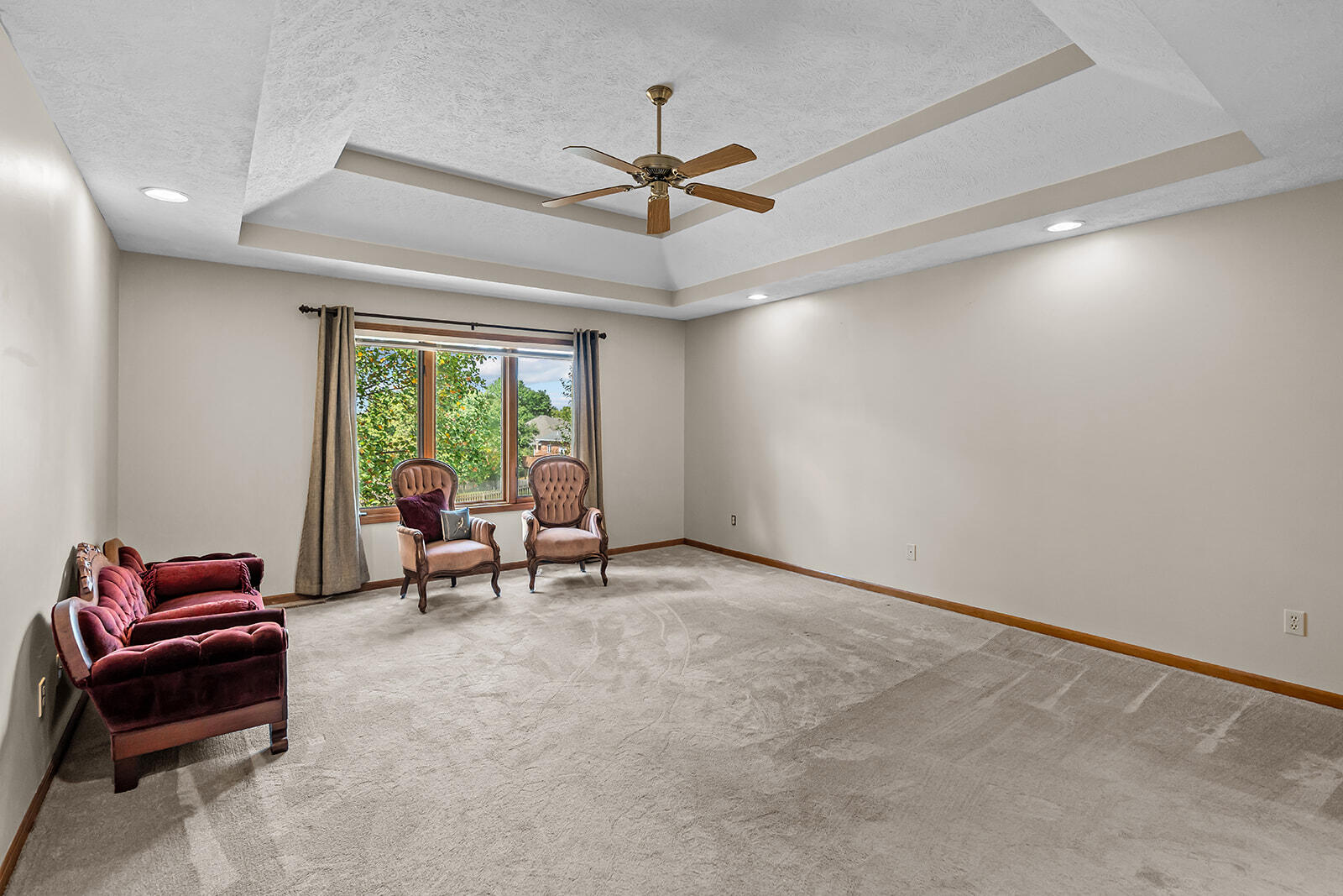 4757 South Holland Avenue Property Photo 20