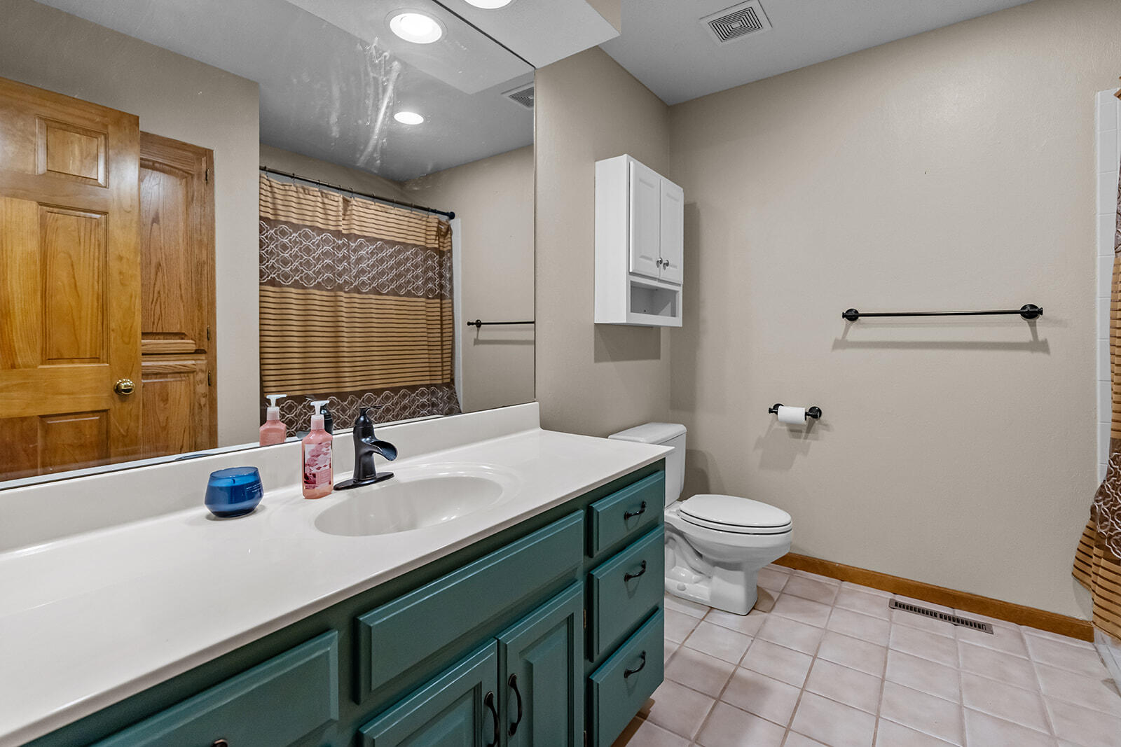 4757 South Holland Avenue Property Photo 28