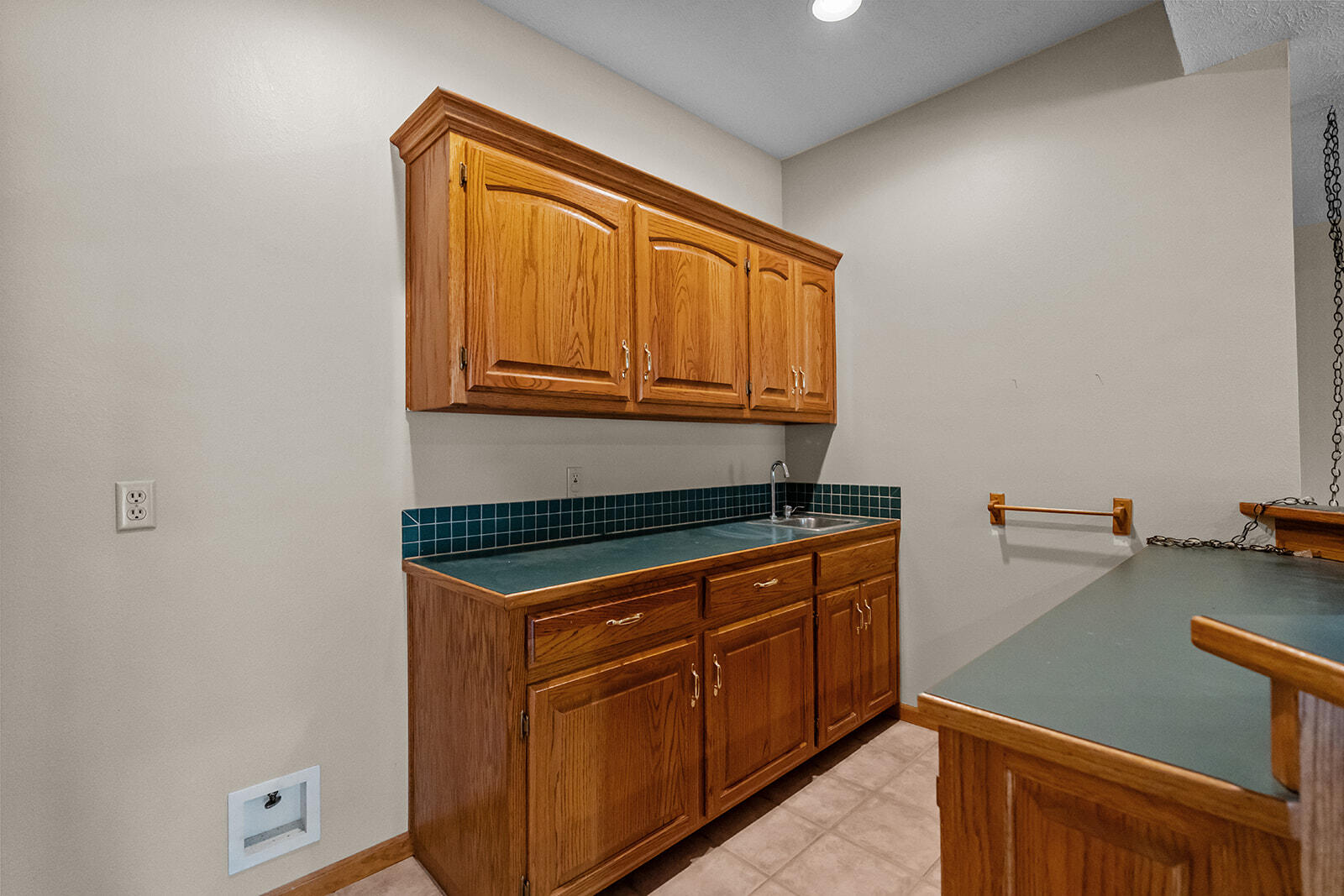 4757 South Holland Avenue Property Photo 38
