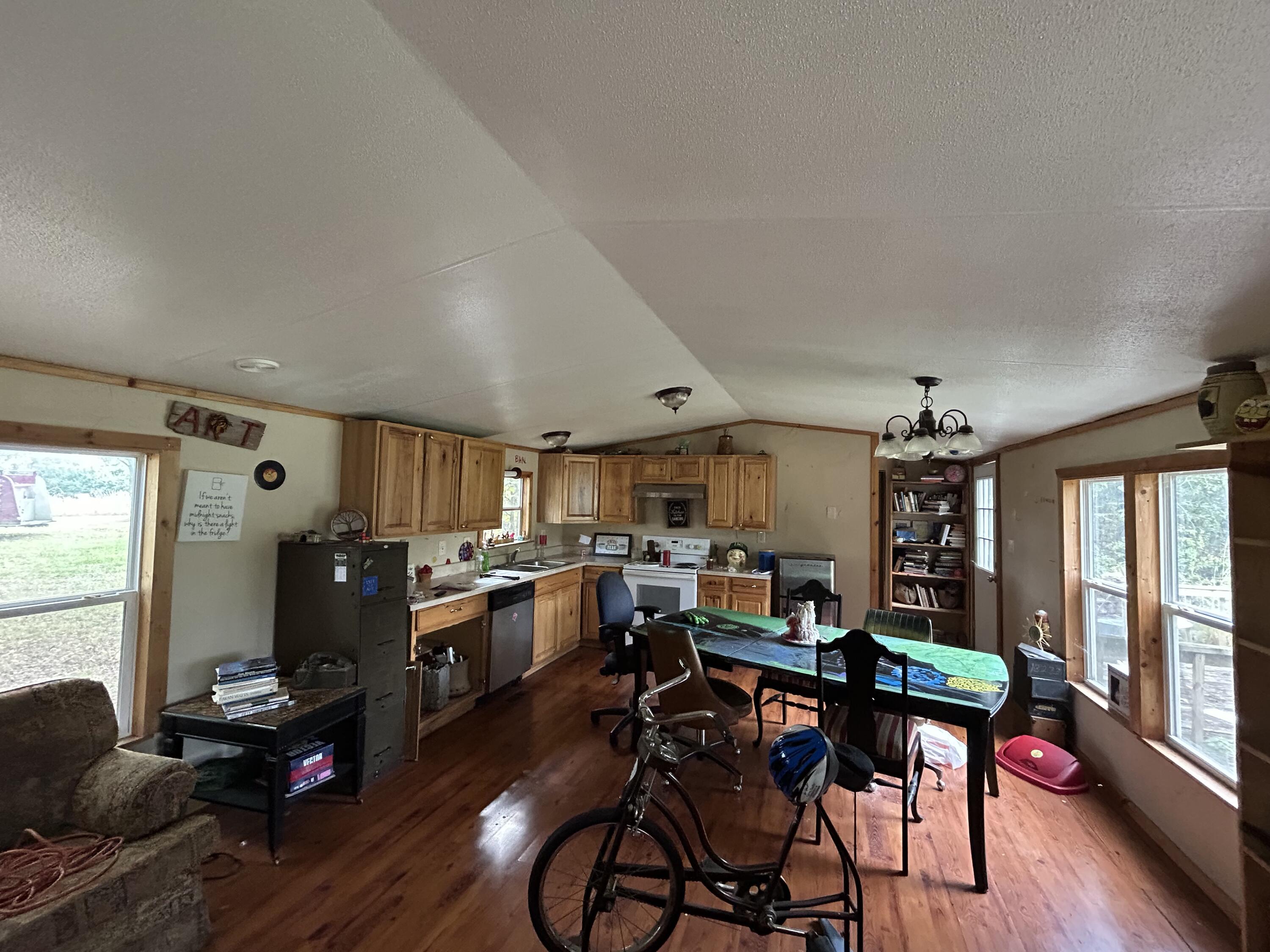 3280 Lawrence 2190 Property Photo 27