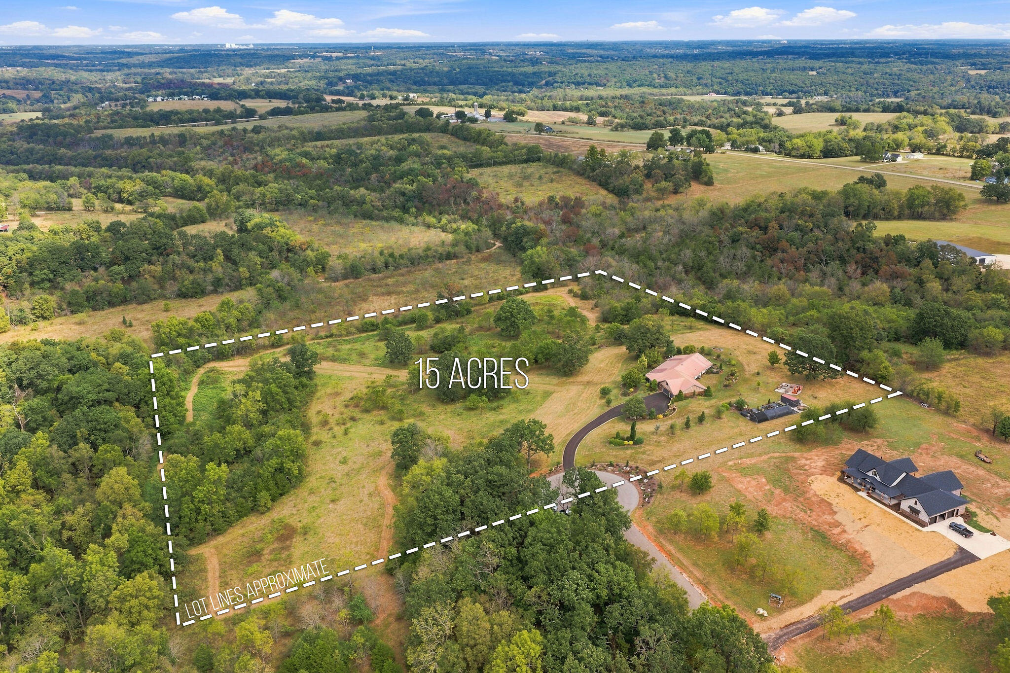 480 Hunter Rdg Property Photo 2