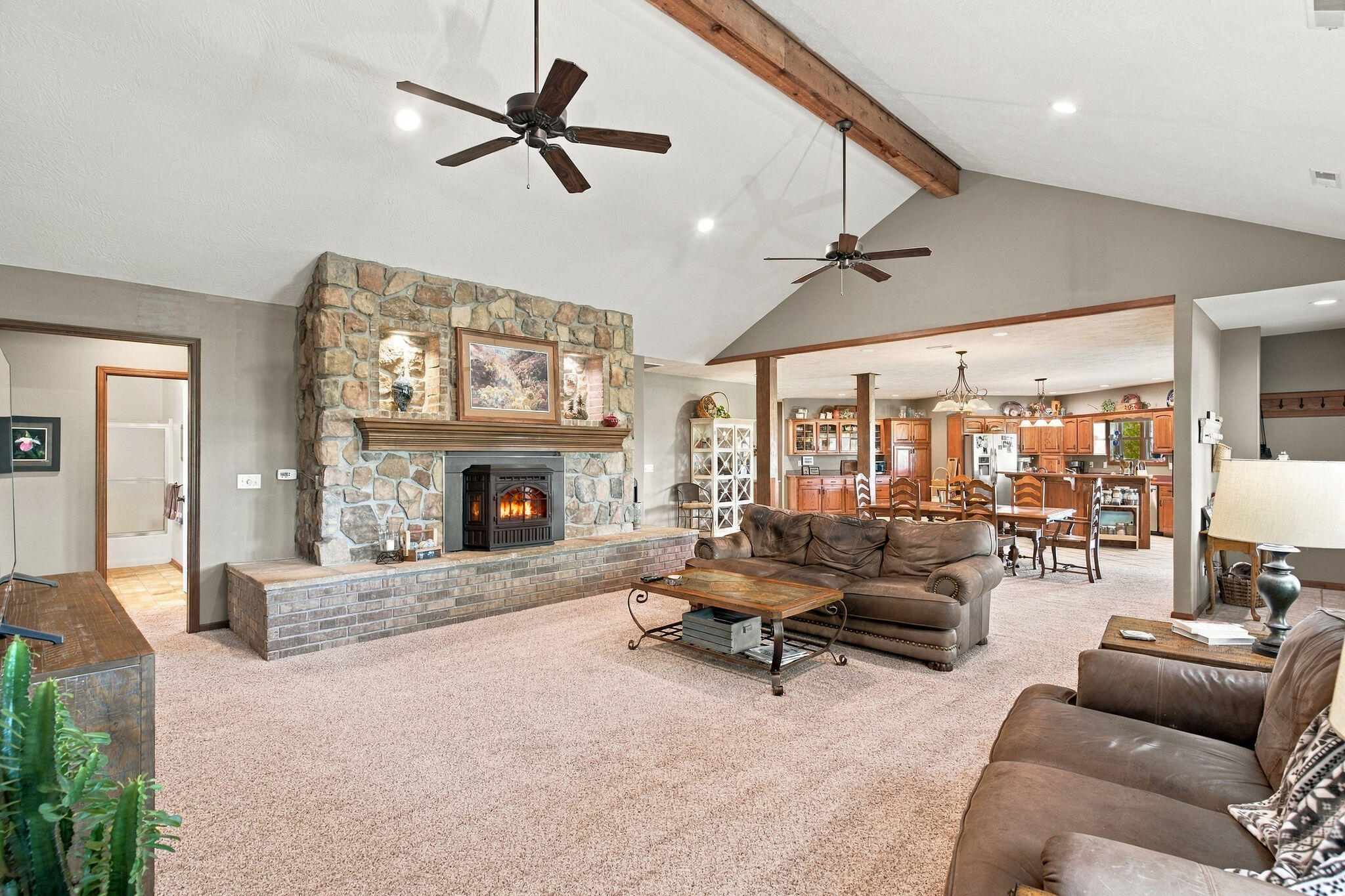 480 Hunter Rdg Property Photo 23