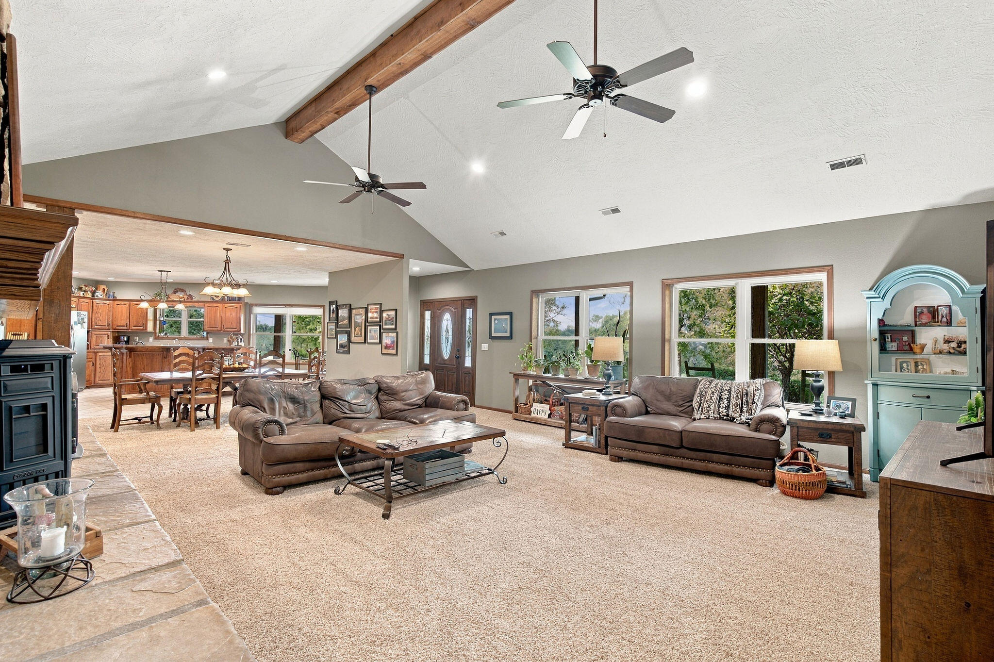 480 Hunter Rdg Property Photo 24