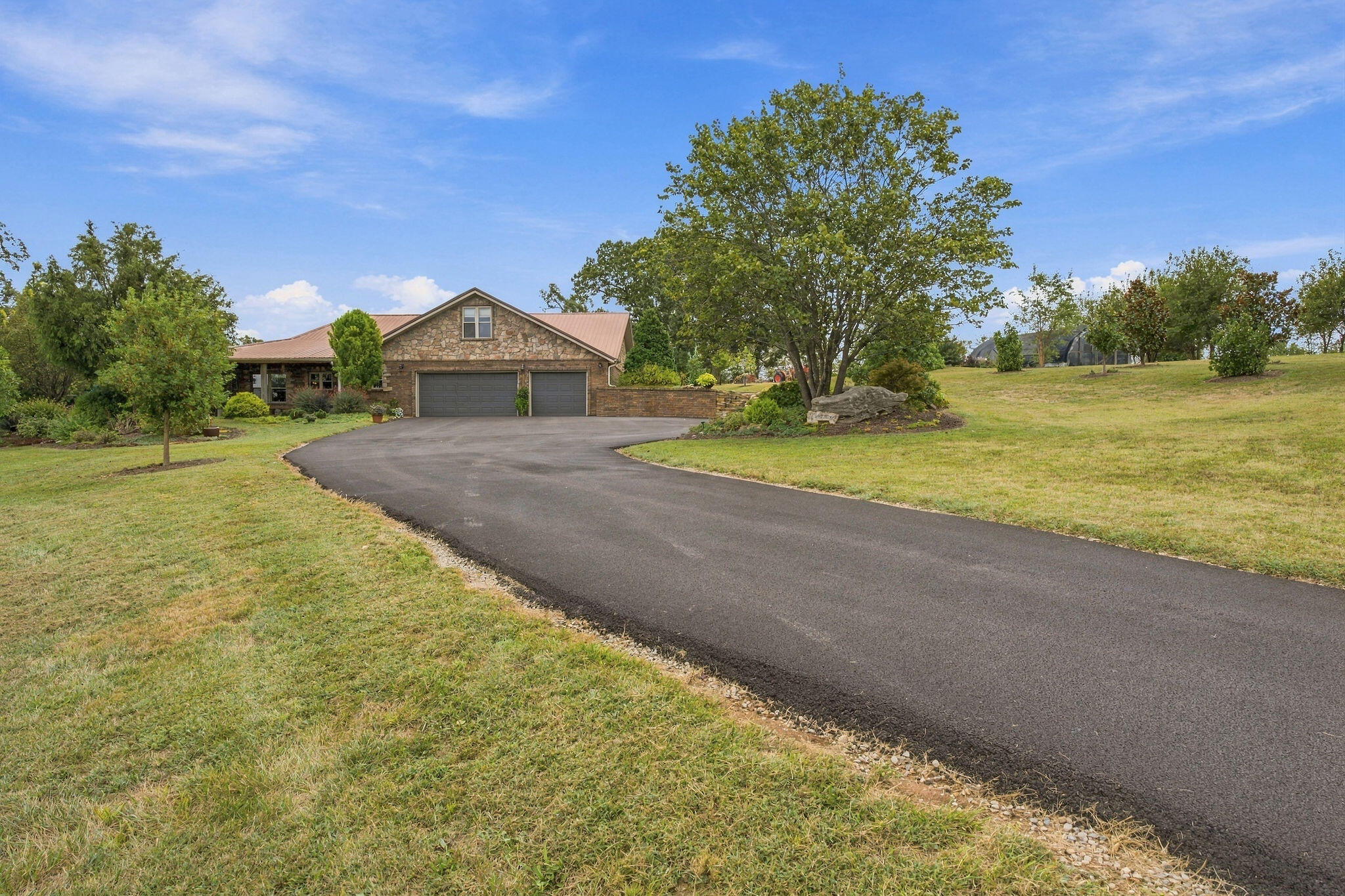 480 Hunter Rdg Property Photo 75
