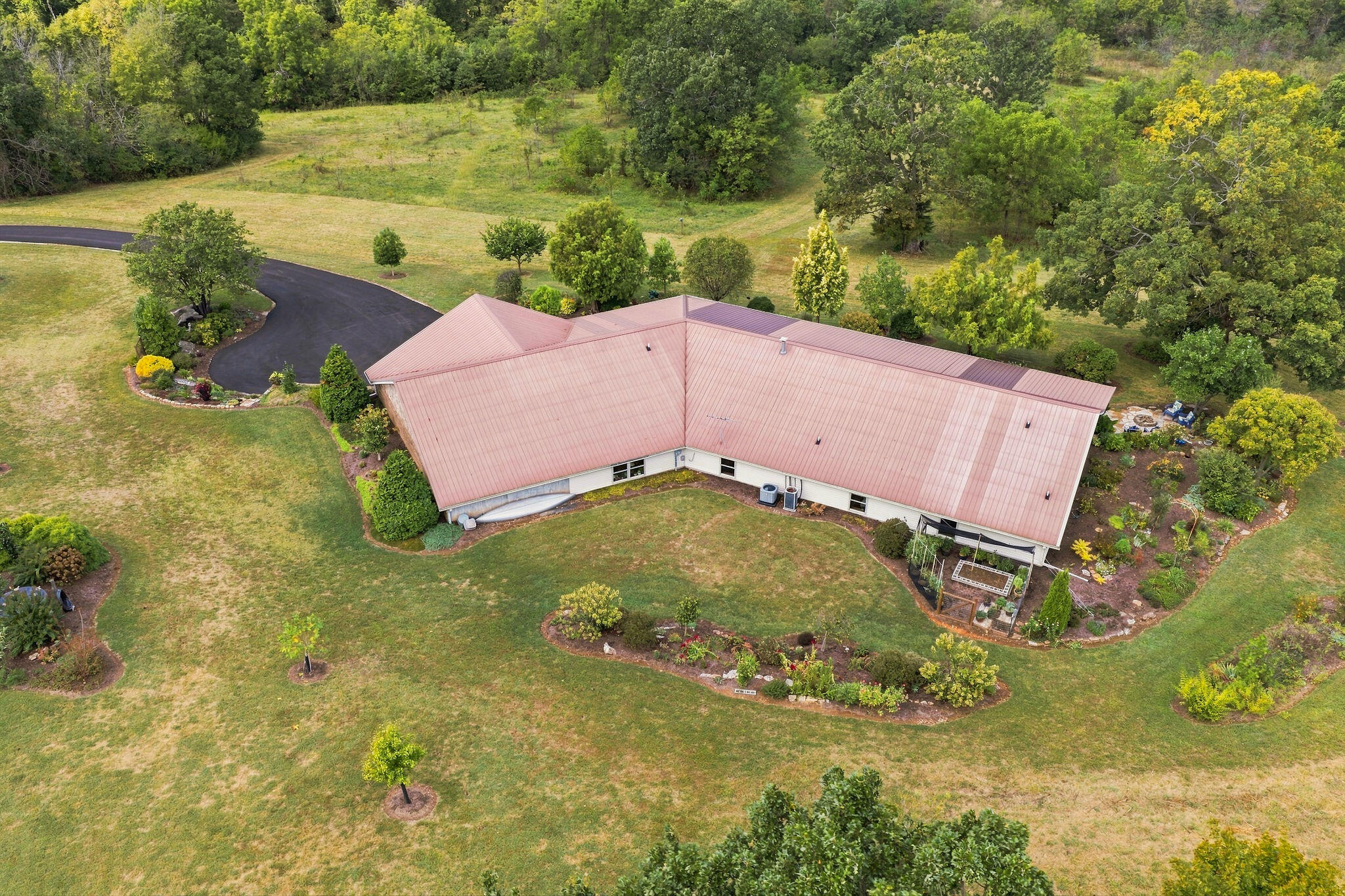 480 Hunter Rdg Property Photo 77