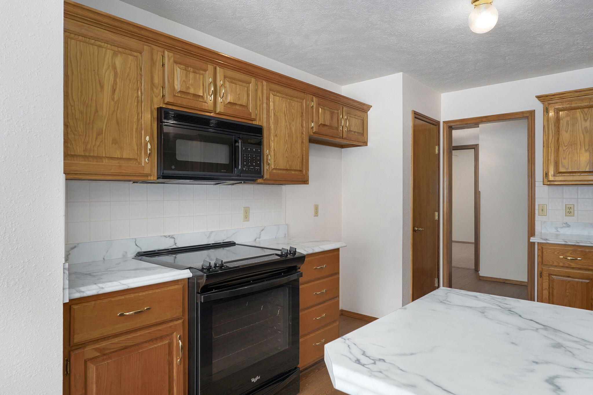 4370 South York Avenue Property Photo 15