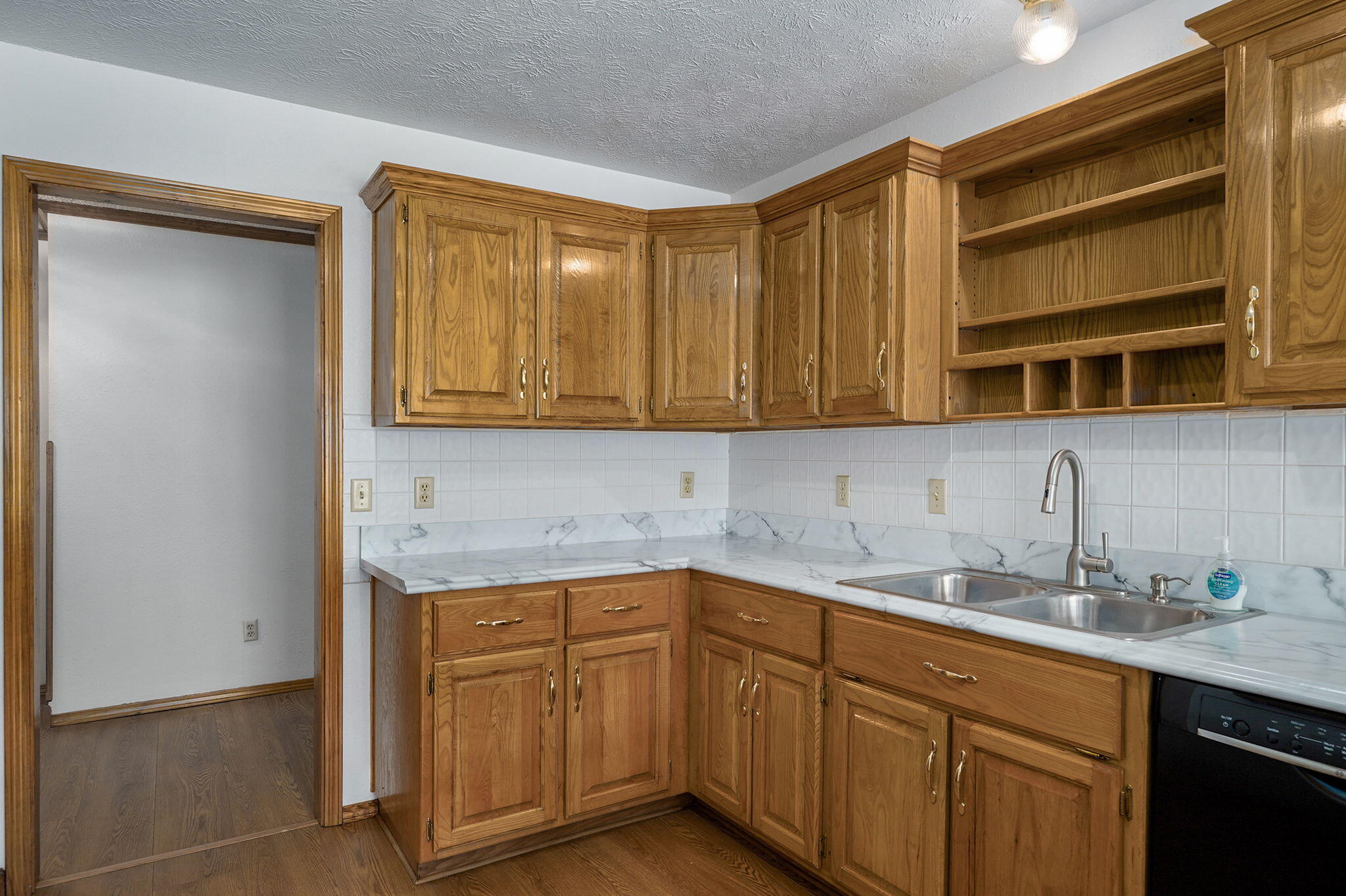 4370 South York Avenue Property Photo 16