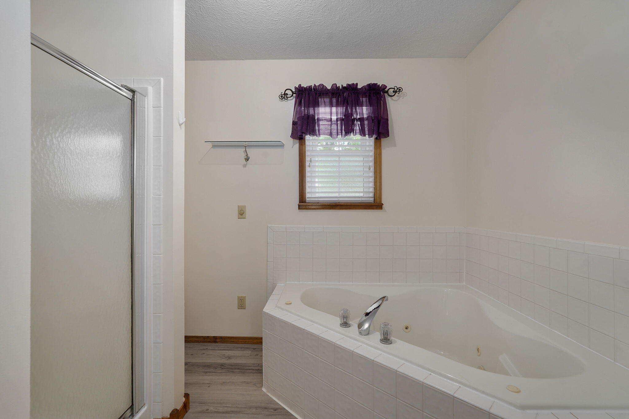4370 South York Avenue Property Photo 22