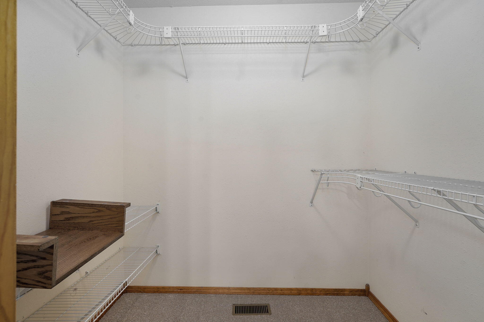 4370 South York Avenue Property Photo 23