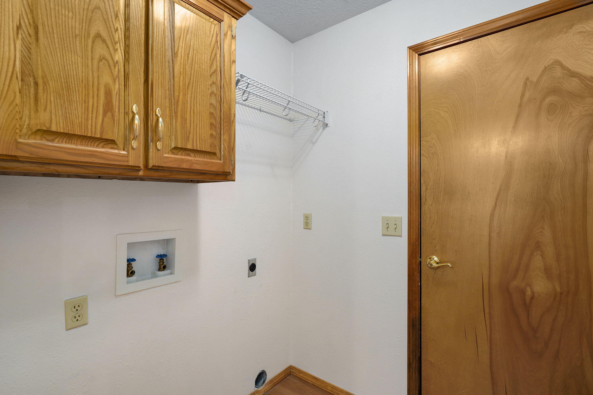 4370 South York Avenue Property Photo 28