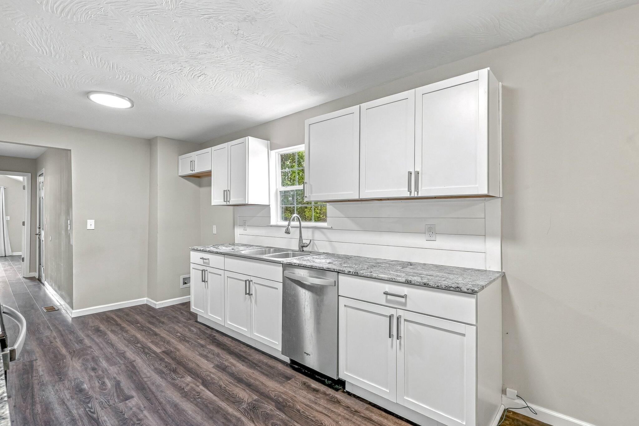 205 North Porter Avenue Property Photo 11
