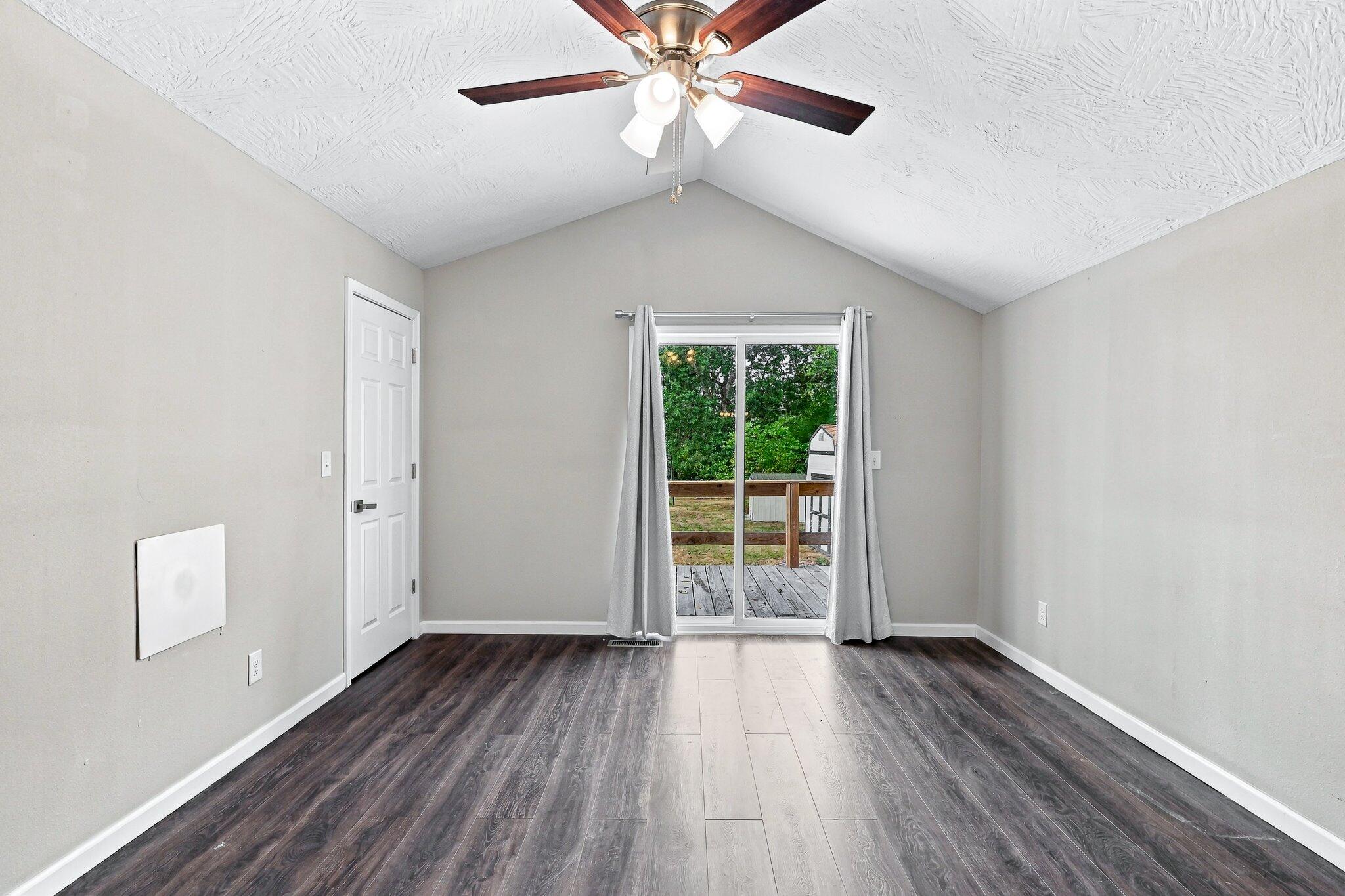 205 North Porter Avenue Property Photo 14