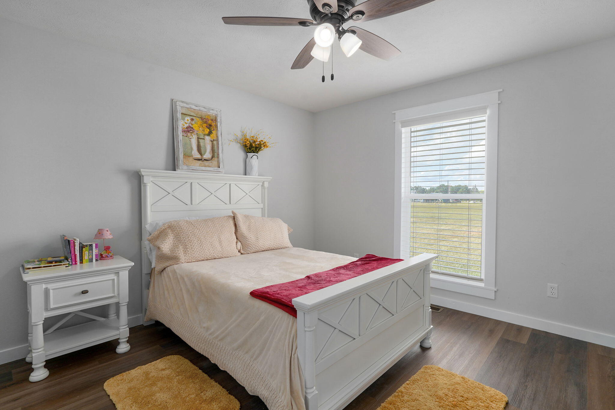 1053 West Thoroughfare Street Property Photo 18