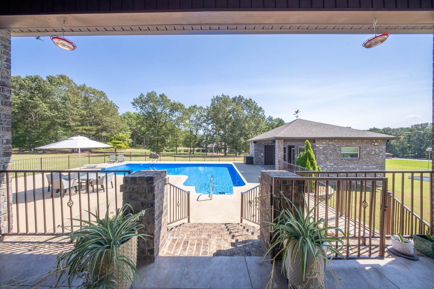 735 Possum Trot Road Property Photo 14