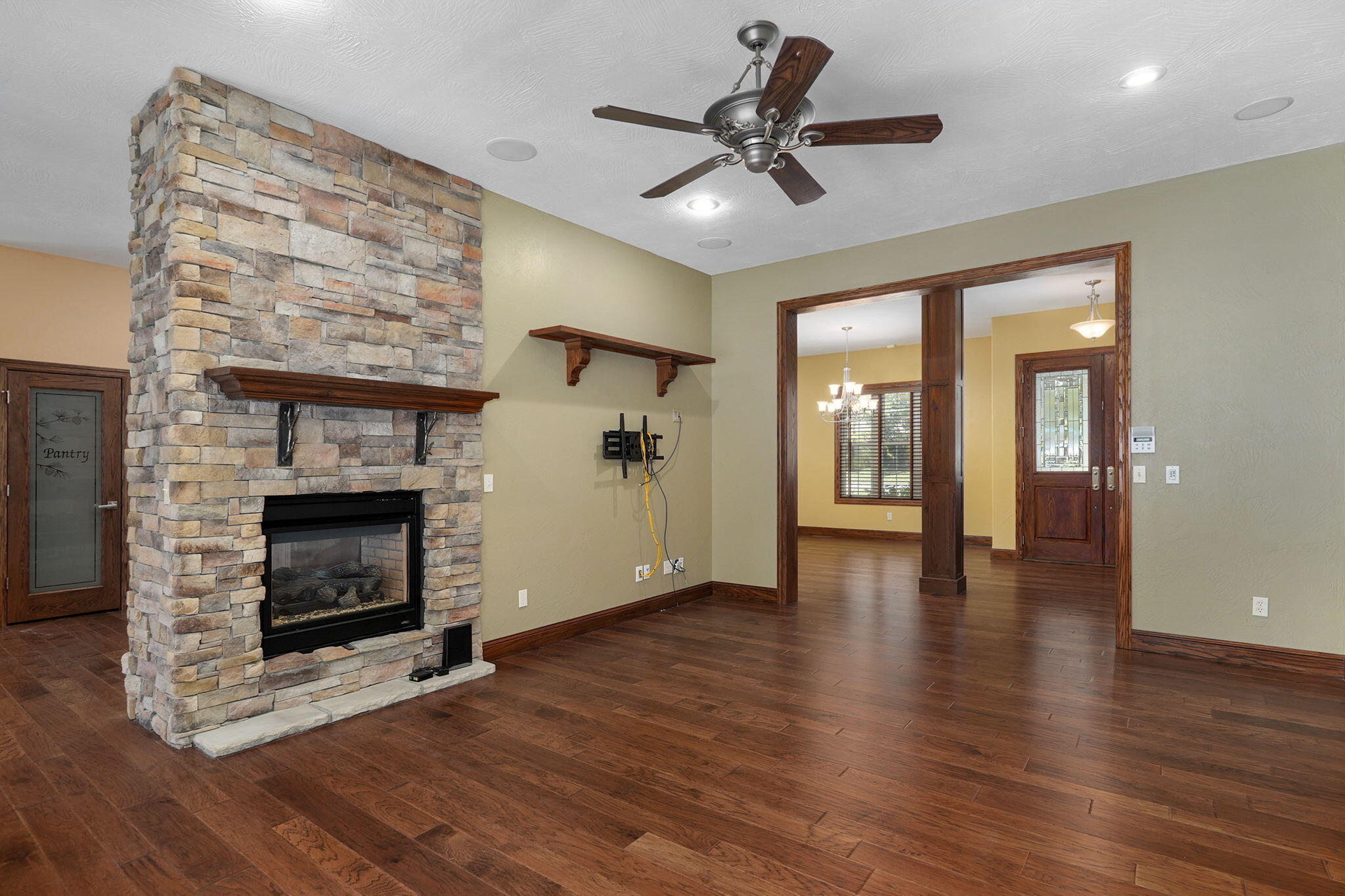 3436 South Horseshoe Avenue Property Photo 12