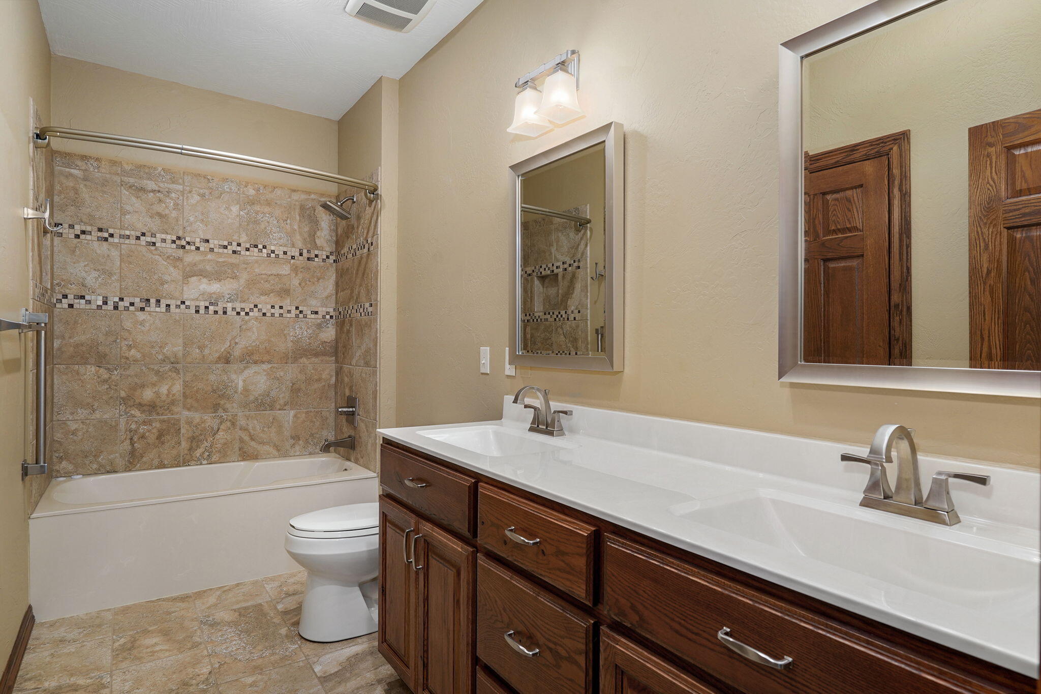 3436 South Horseshoe Avenue Property Photo 33