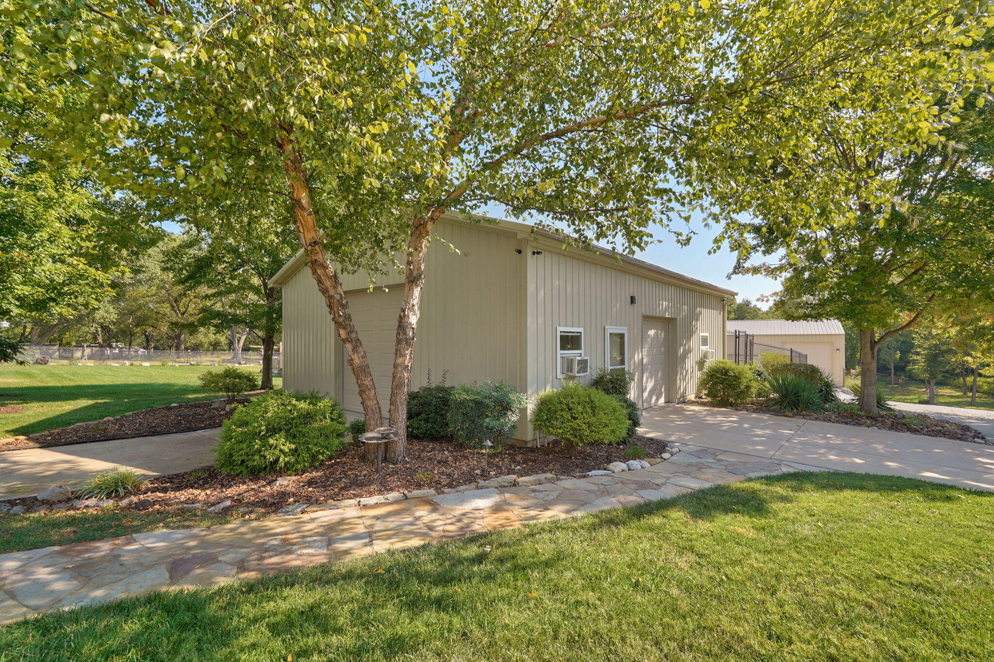 3436 South Horseshoe Avenue Property Photo 47