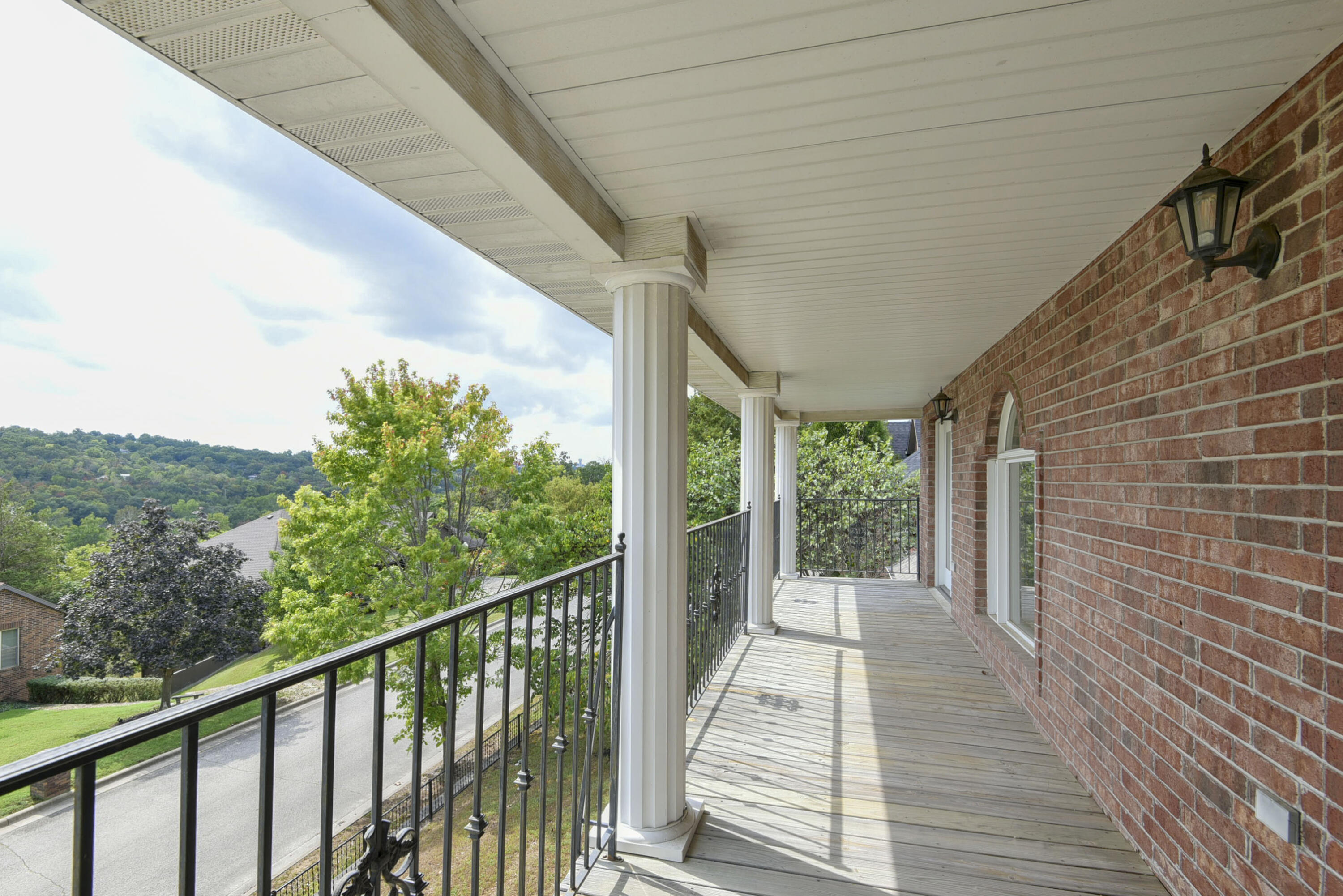 309 Summerwood Drive Property Photo 5