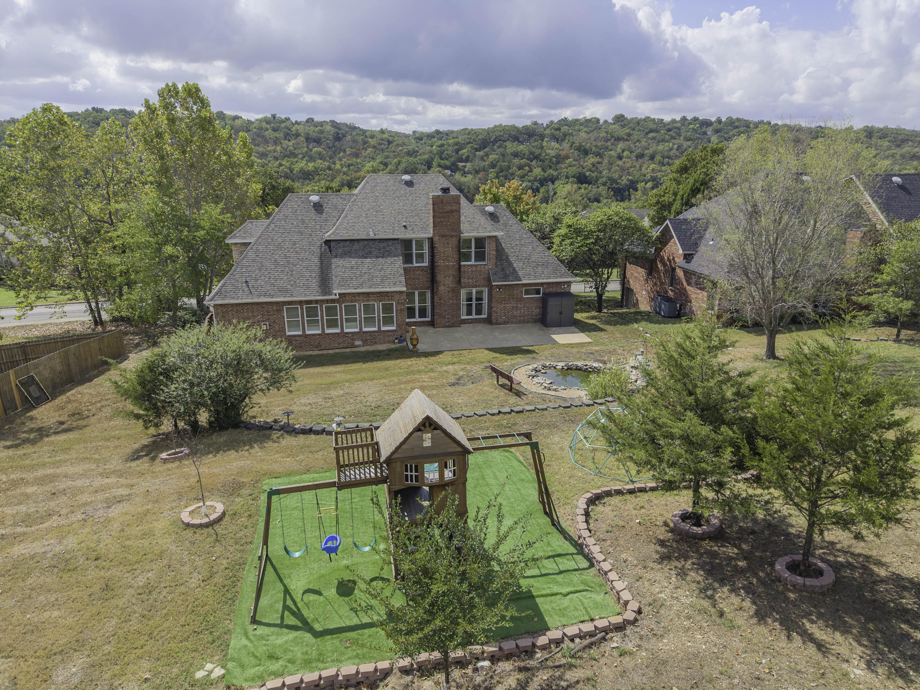 309 Summerwood Drive Property Photo 8